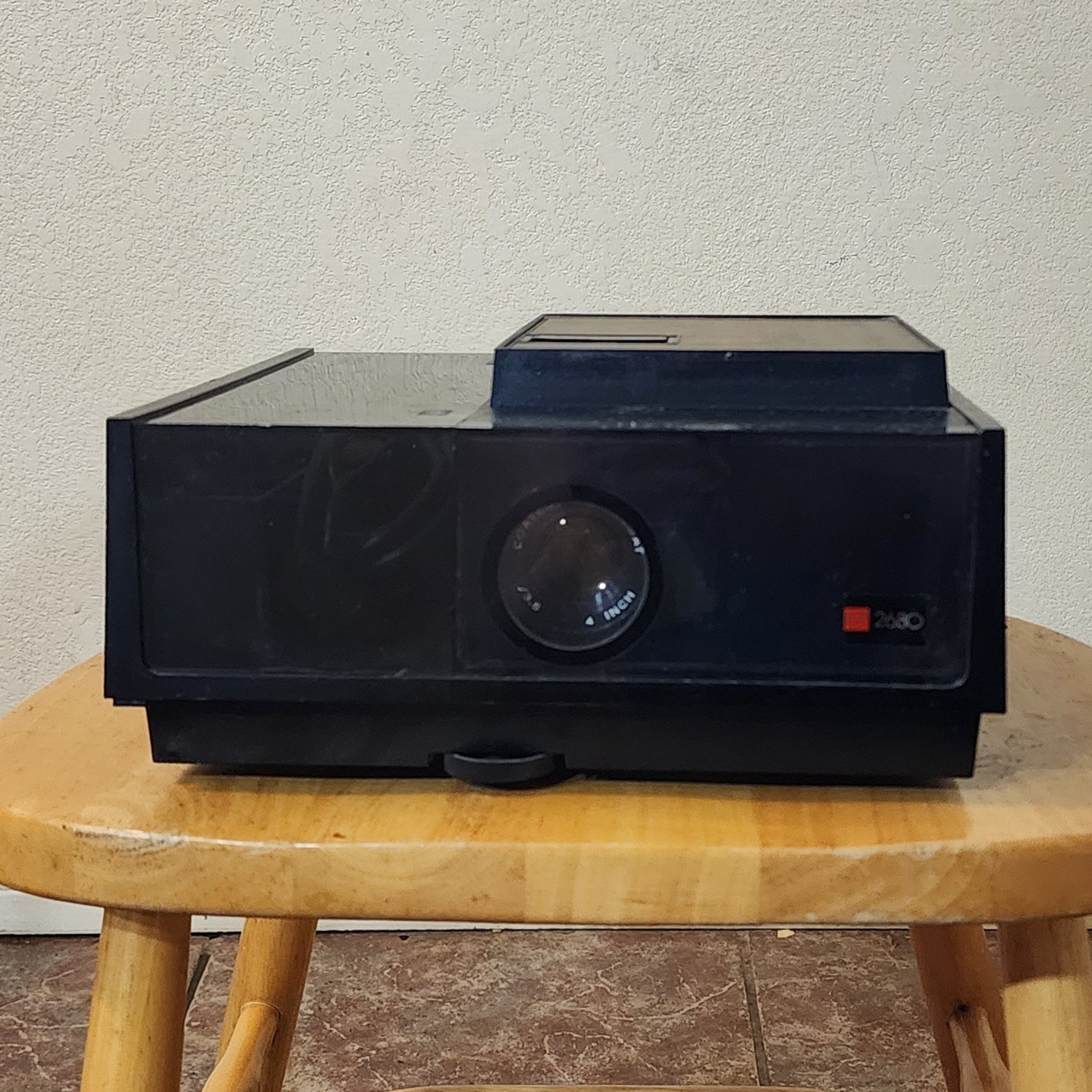 GAF GAF 2680 35mm Desktop Slide Projector, Mains Powered, Black/Brown