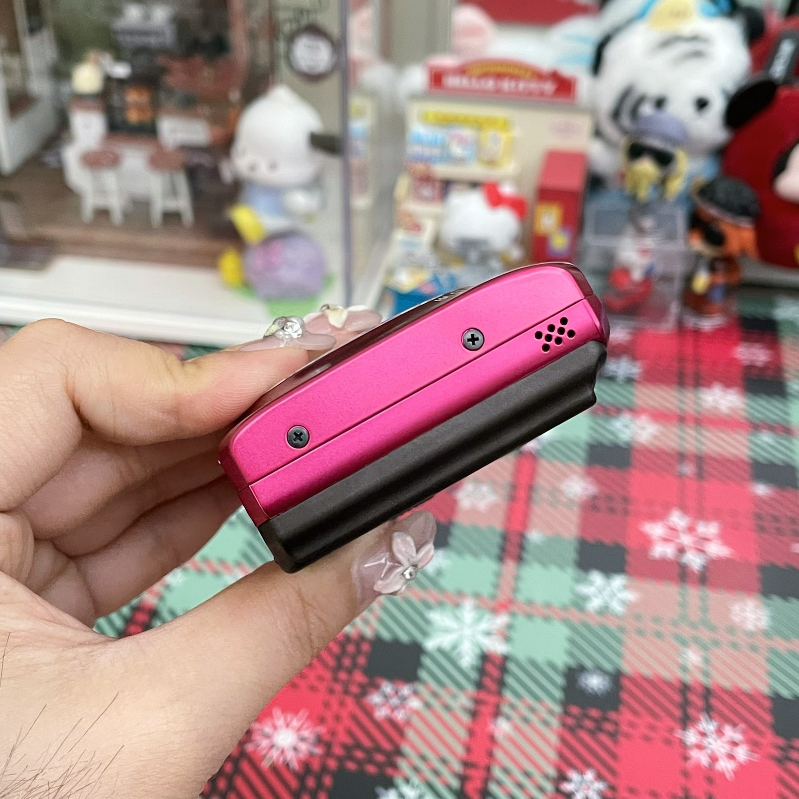 Nikon COOLPIX S6300 Digital Camera 16.0 MP 10x Optical Zoom Built-in Flash -Pink