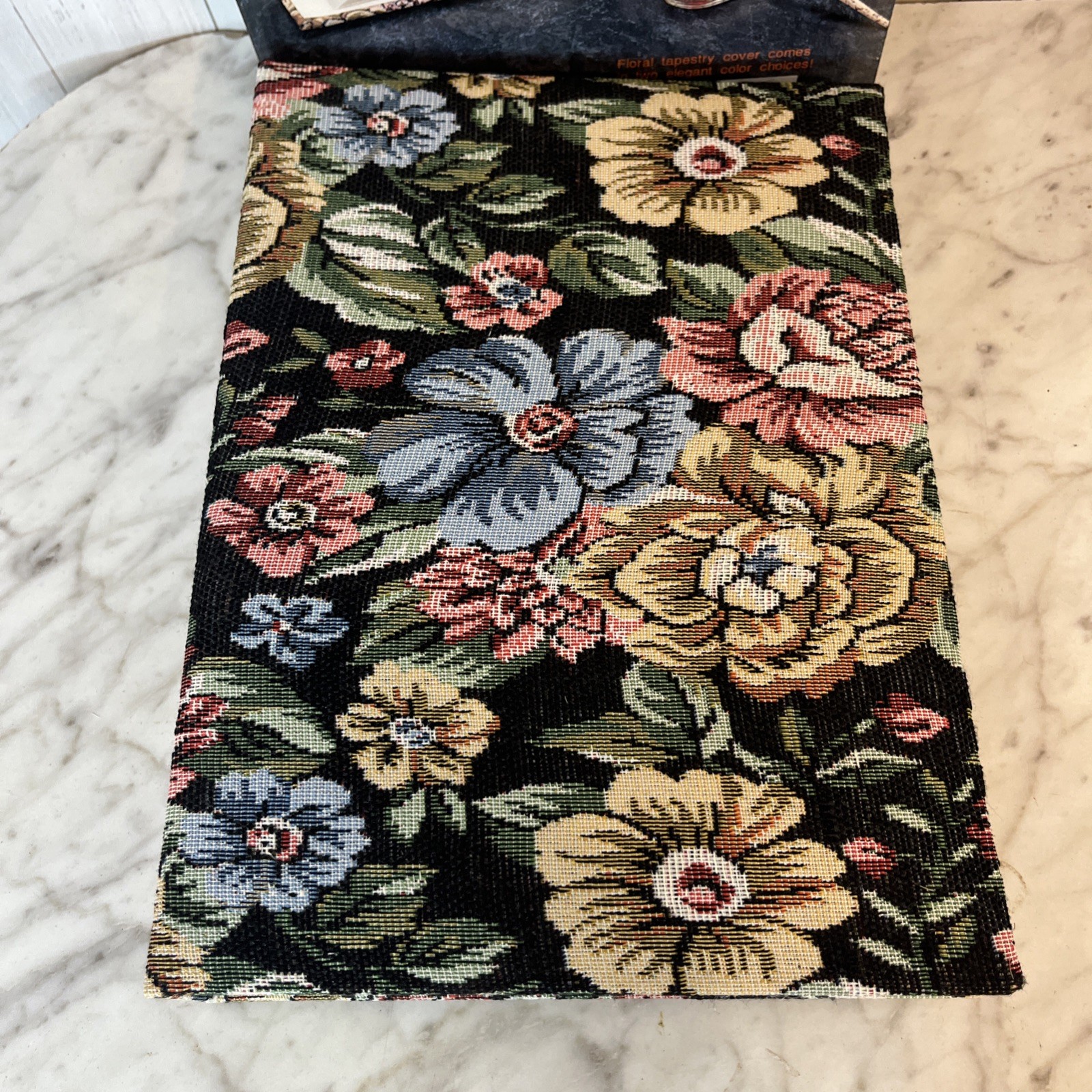 Floral Tapestry Photo Album Multicolor holds 300 Pictures 3.5in x 5in Vintage