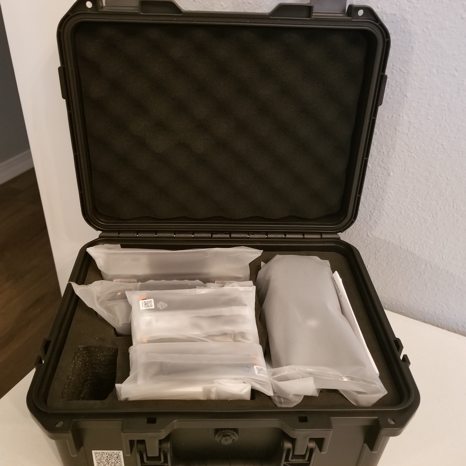 *NEW* DJI Air 3S RC 2 RM + 3 Batteries + more see description