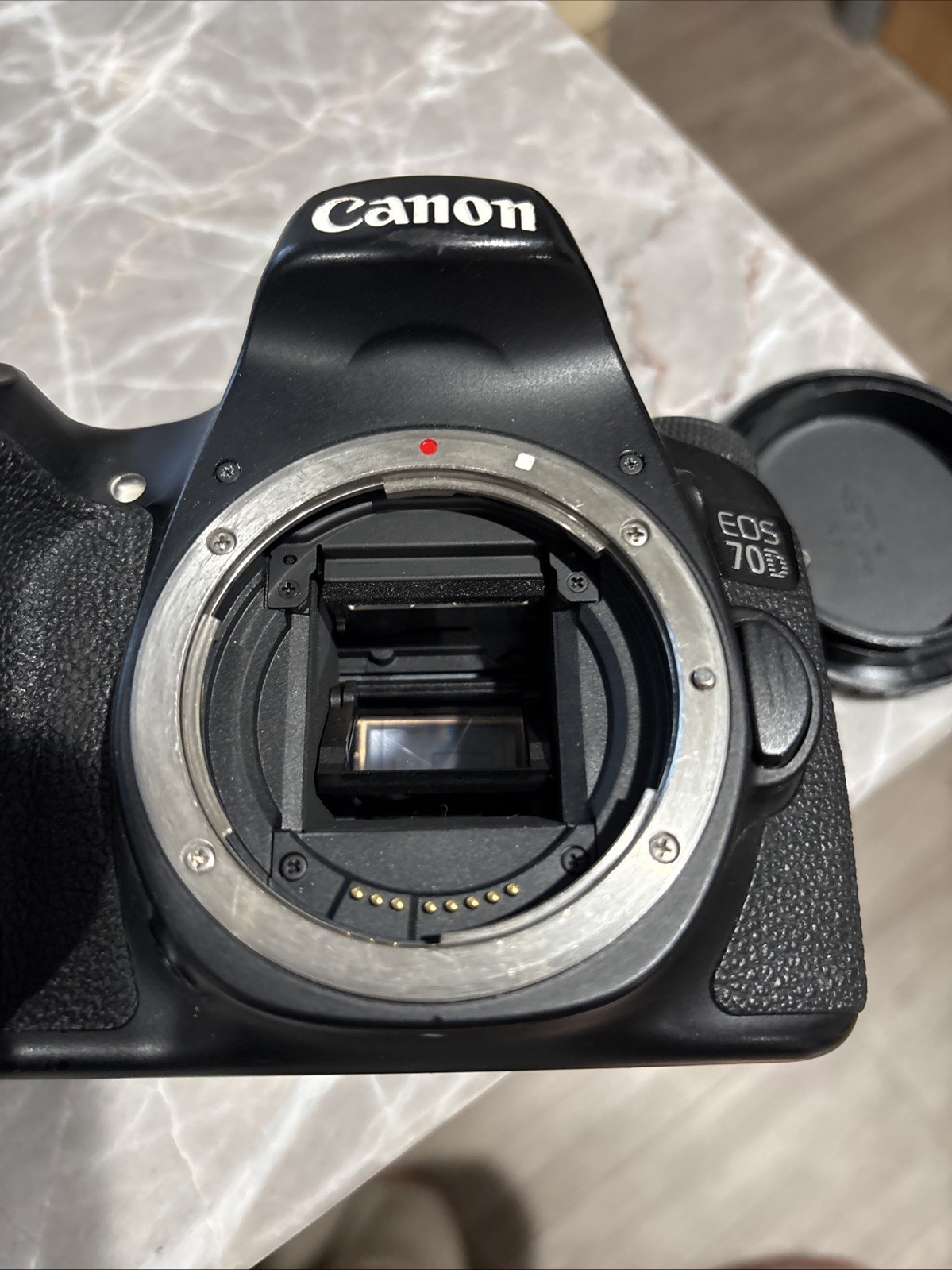 Canon EOS 70D 20.2MP Digital SLR Camera Blk Body Only Defective Parts No Battery