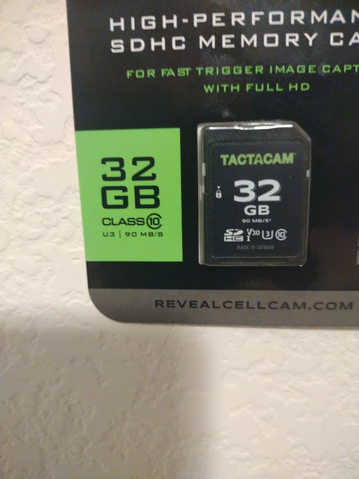 Reveal Cellular Camera Tactacam 32GB Class 10 U3-90MB/S Memory Card SDHC. B