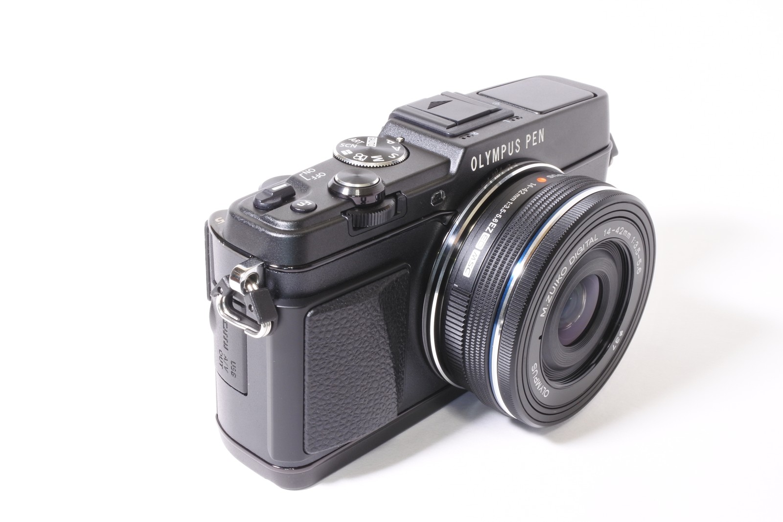 [Almost MINT] Olympus E-P5 16.1MP Digital Camera 100 Shots w/14-42mm EZ Lens
