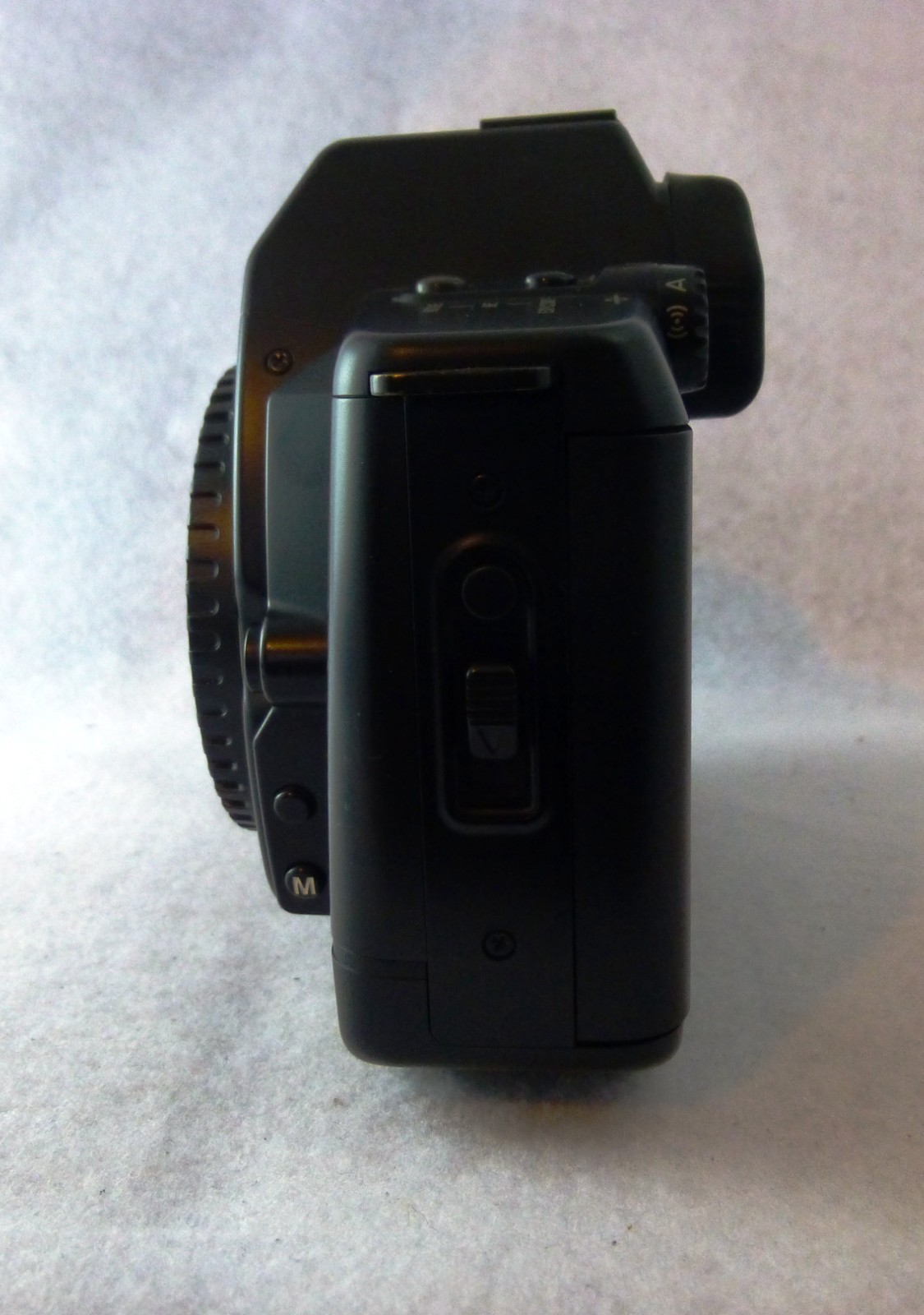Canon EOS RT Camera AF Zoom Lens JAPAN SUPERB TESTED NO SCRATCHES NEW BATTERY