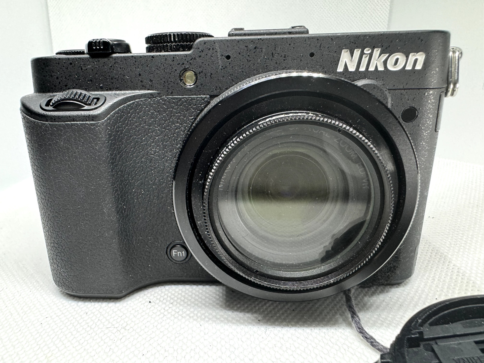 Nikon COOLPIX P7700 12.2MP Digital Camera – Black