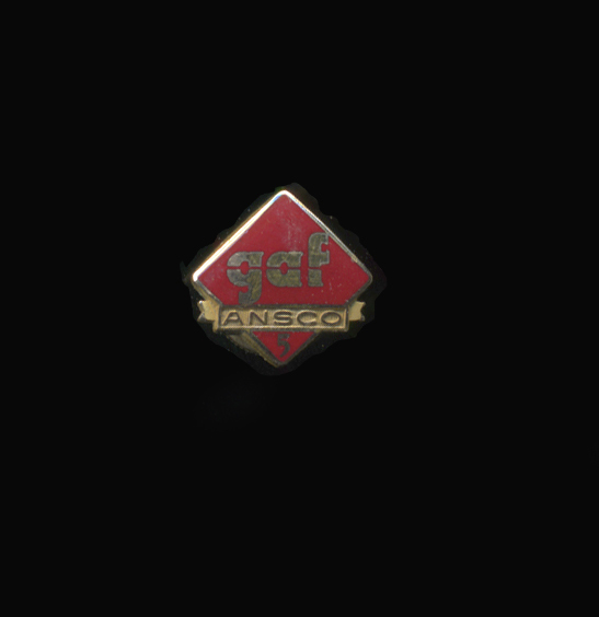 Vintage GAF Ansco 5 Year Service Pin, 1/10 10k Gold Filled 1/2 x 1/2″ Red Enamel