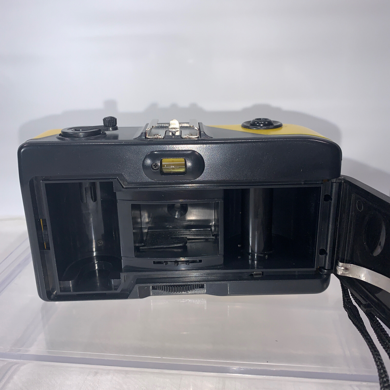 Akira 35 MM Compact Camera Yellow With Auto Fix Focus And Hand Strap. H050