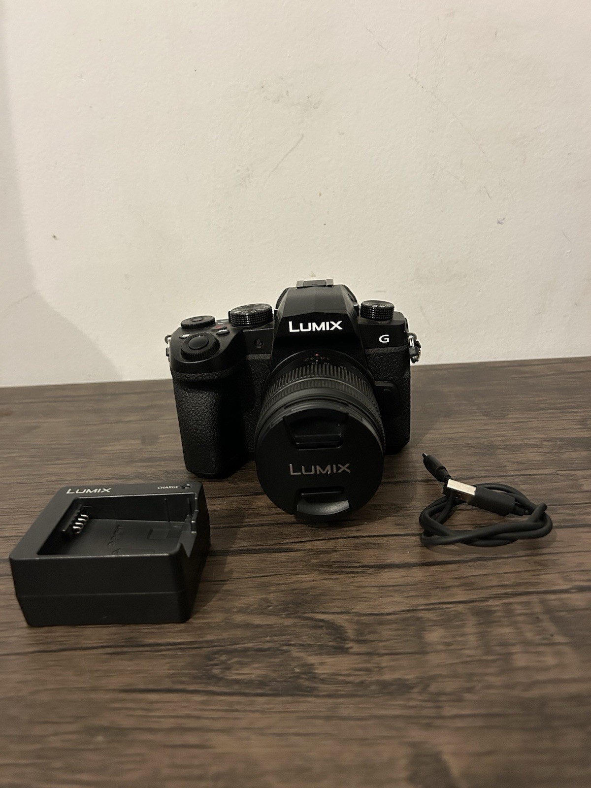 Panasonic Lumix DC-G95D 20.3MP Digital Camera
