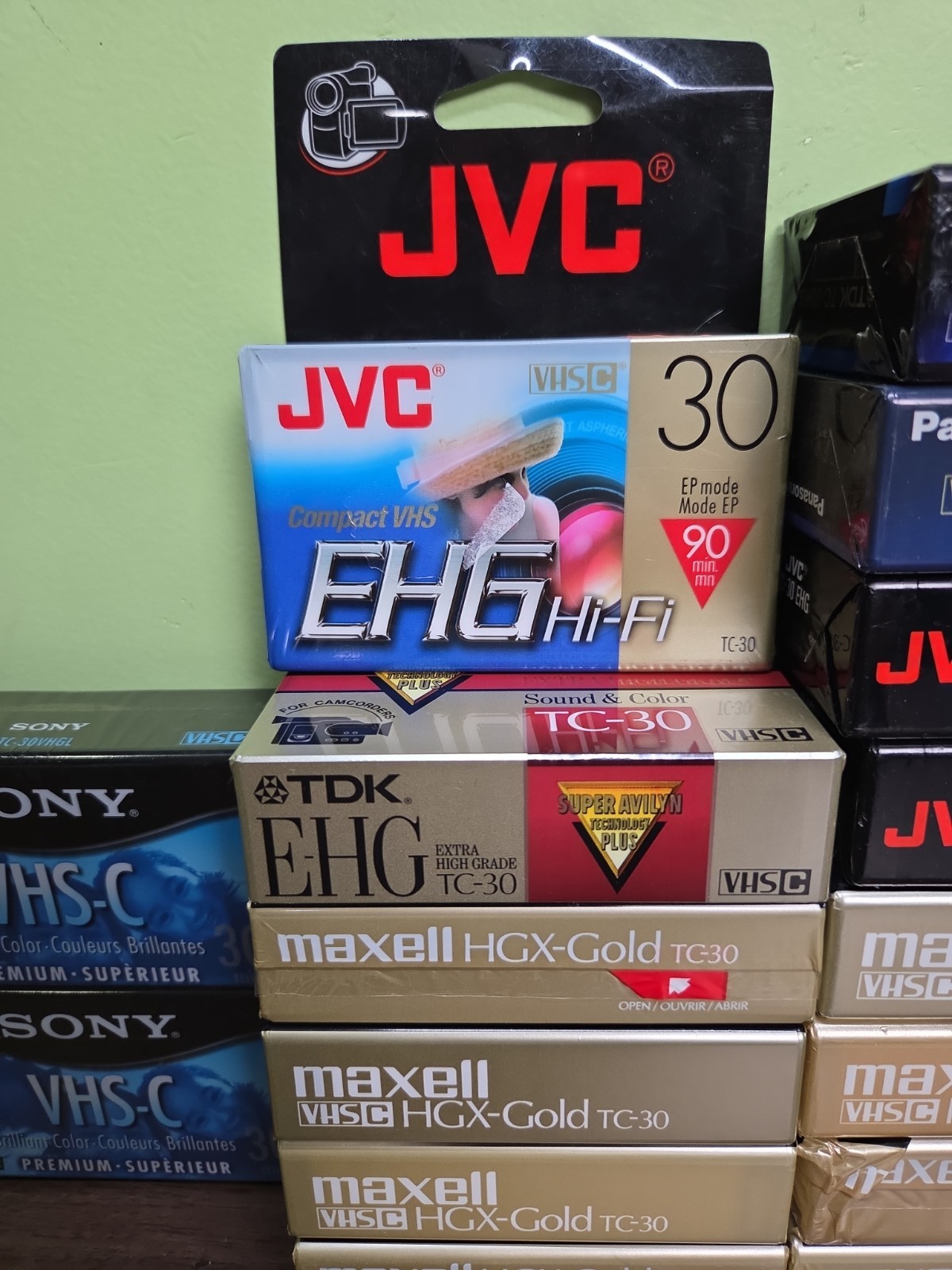 Lot of 16 VHS-C Camcorder Video Cassette Tapes NEW Sony Panasonic JVC MAXELL