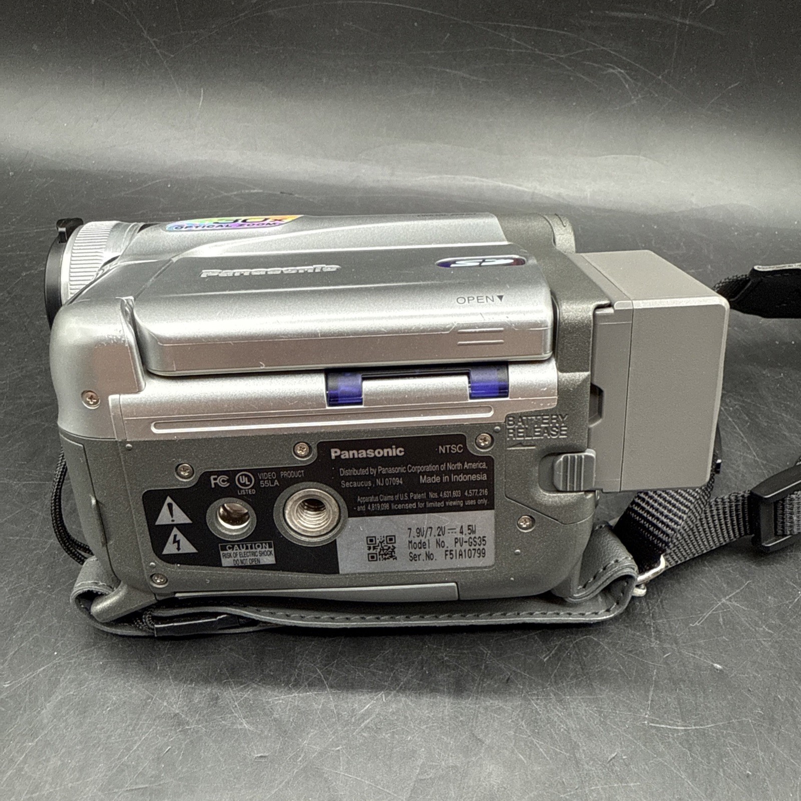 Panasonic PV-GS35 MiniDV Handheld Camcorder Digital Camera Gray With Battery