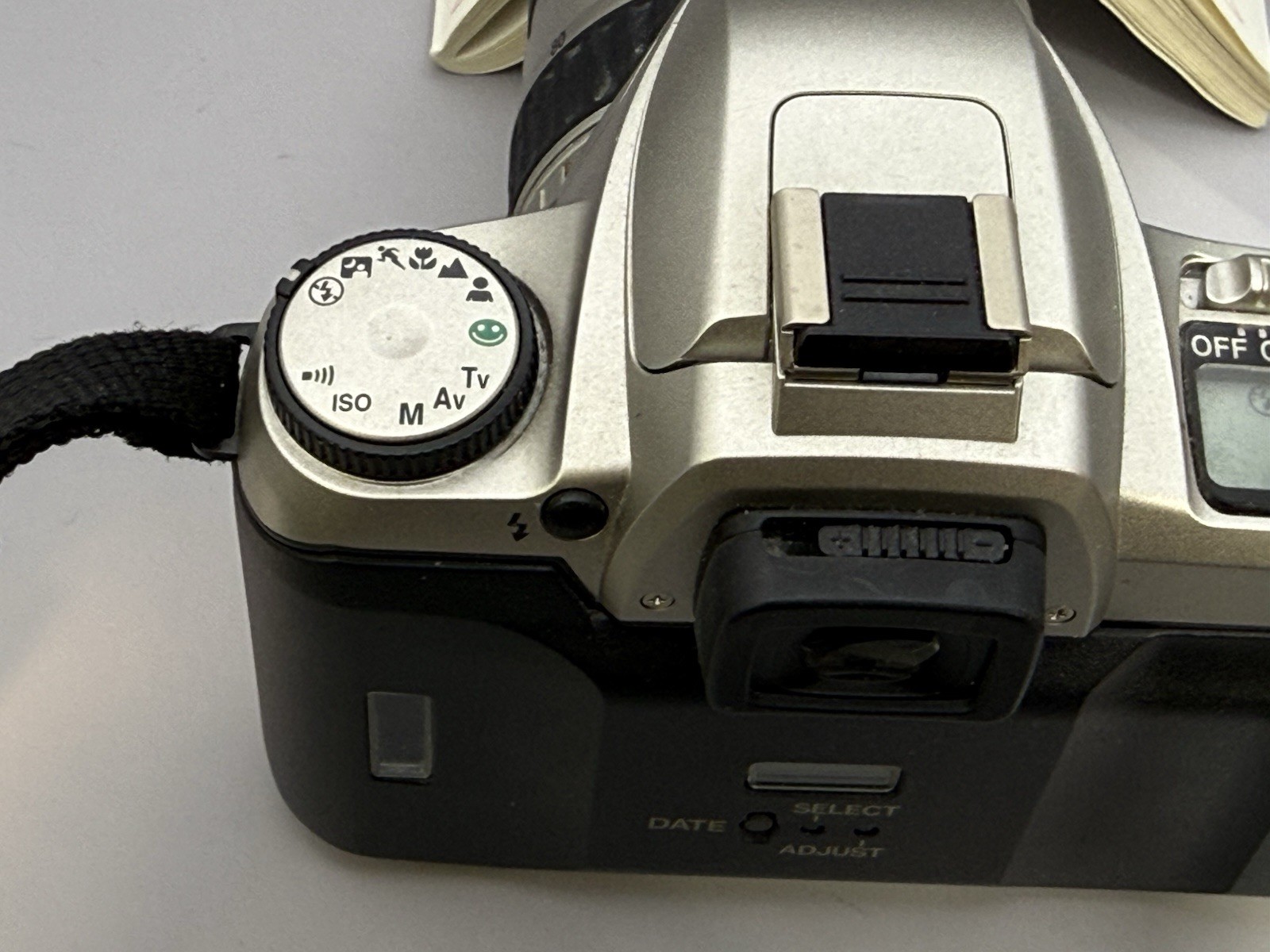 Pentax ZX-30 35mm SLR Film Camera With 35-80mm Lens Built-in Flash Auto Exposure