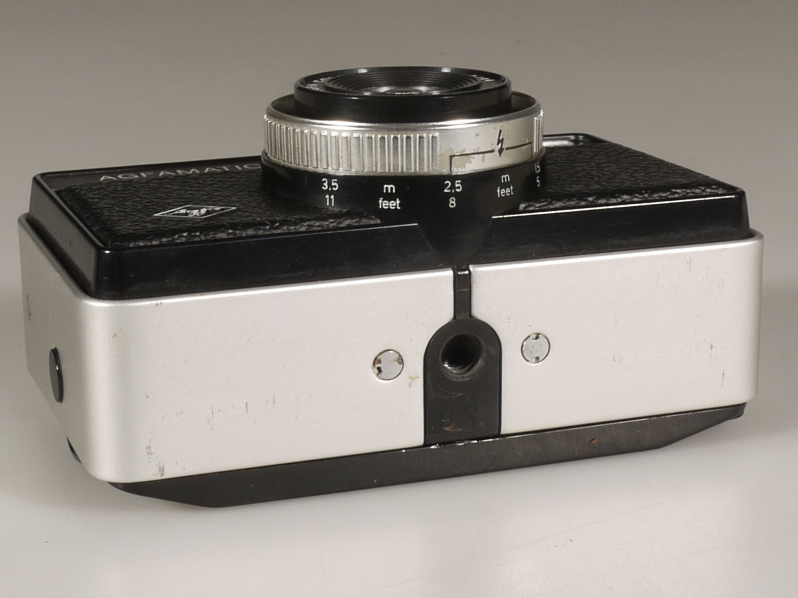 PRL) AGFA AGFAMATIC SENSOR 300 COMPACT CAMERA COLOR AGNAR 1:8/44 PARATRONIC