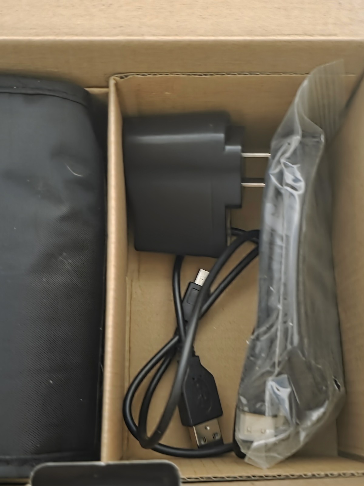 BELL HOWELL FUN FLIX DV50HD 1080HD VIDEOS 24.0MP 8X DIGITAL ZOOM 3.0″ LCD DISPLA