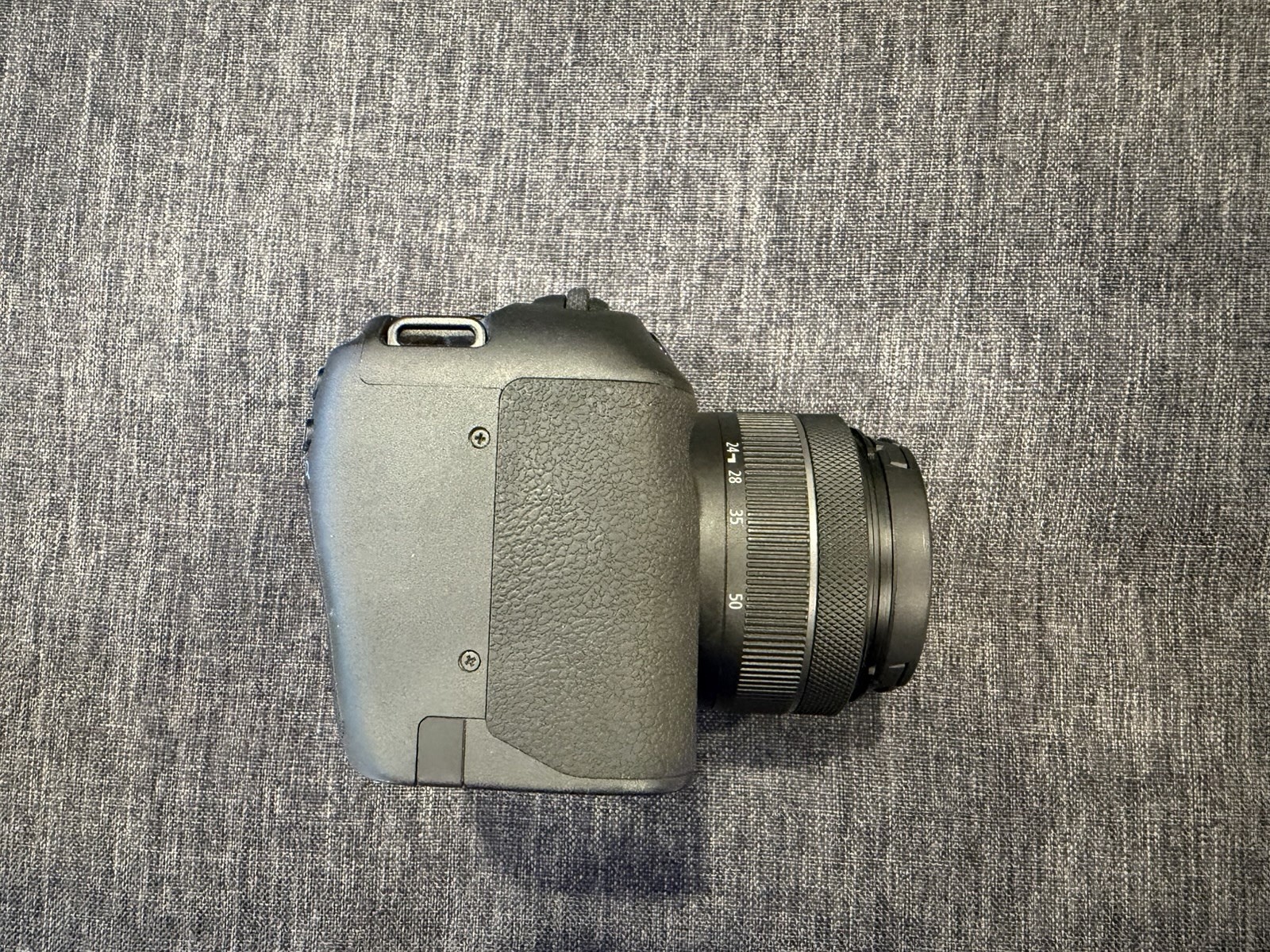 Canon R8 Mirrorless Camera with extra Batteries , Extra Lens And ND Filter