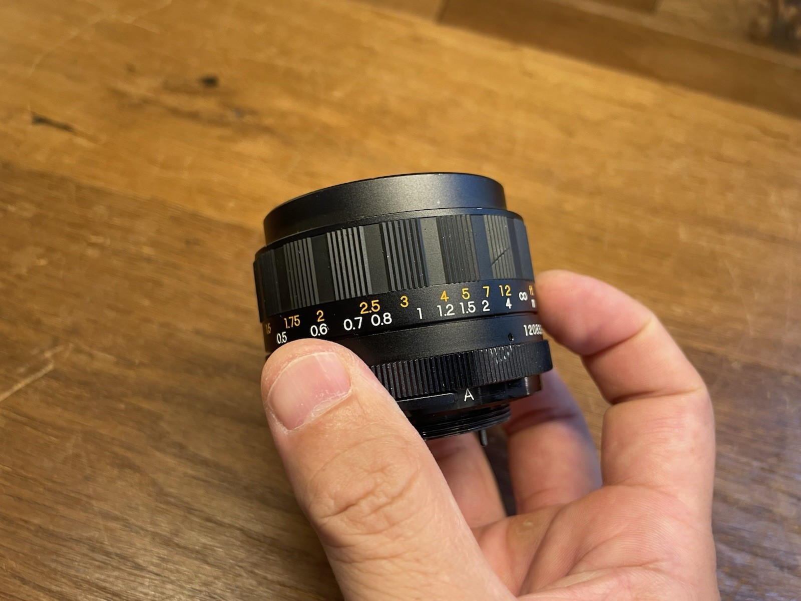 *TOMIOKA : Almost Mint* Yashica Auto Yashinon DS 28mm F/2.8 Wide Angle Lens M42
