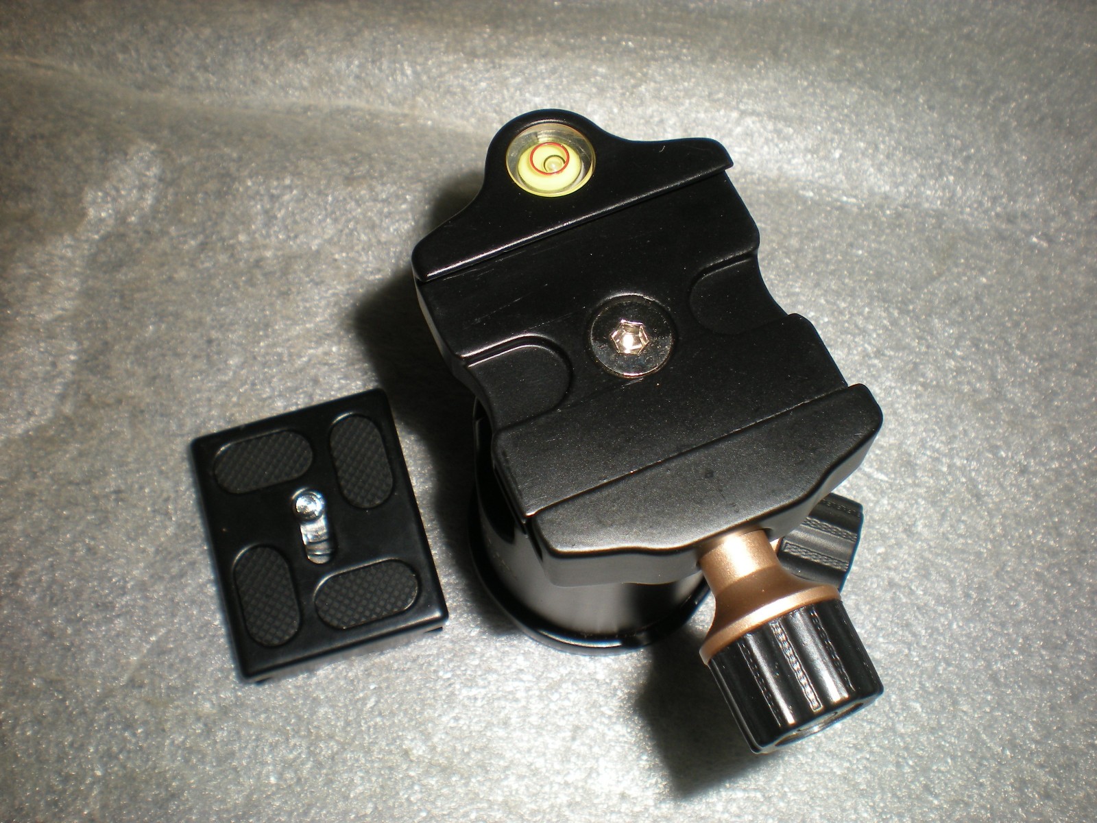 Pergear TH3 Pro DSLR Camera Tripod Ball Head With Release Plate
