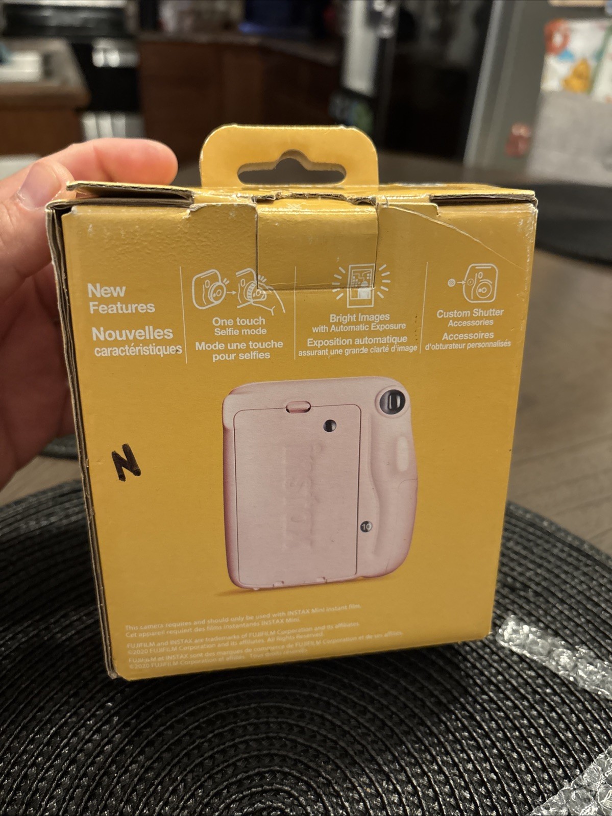 Fujifilm Instax Mini 11 Instant Camera – Blush Pink