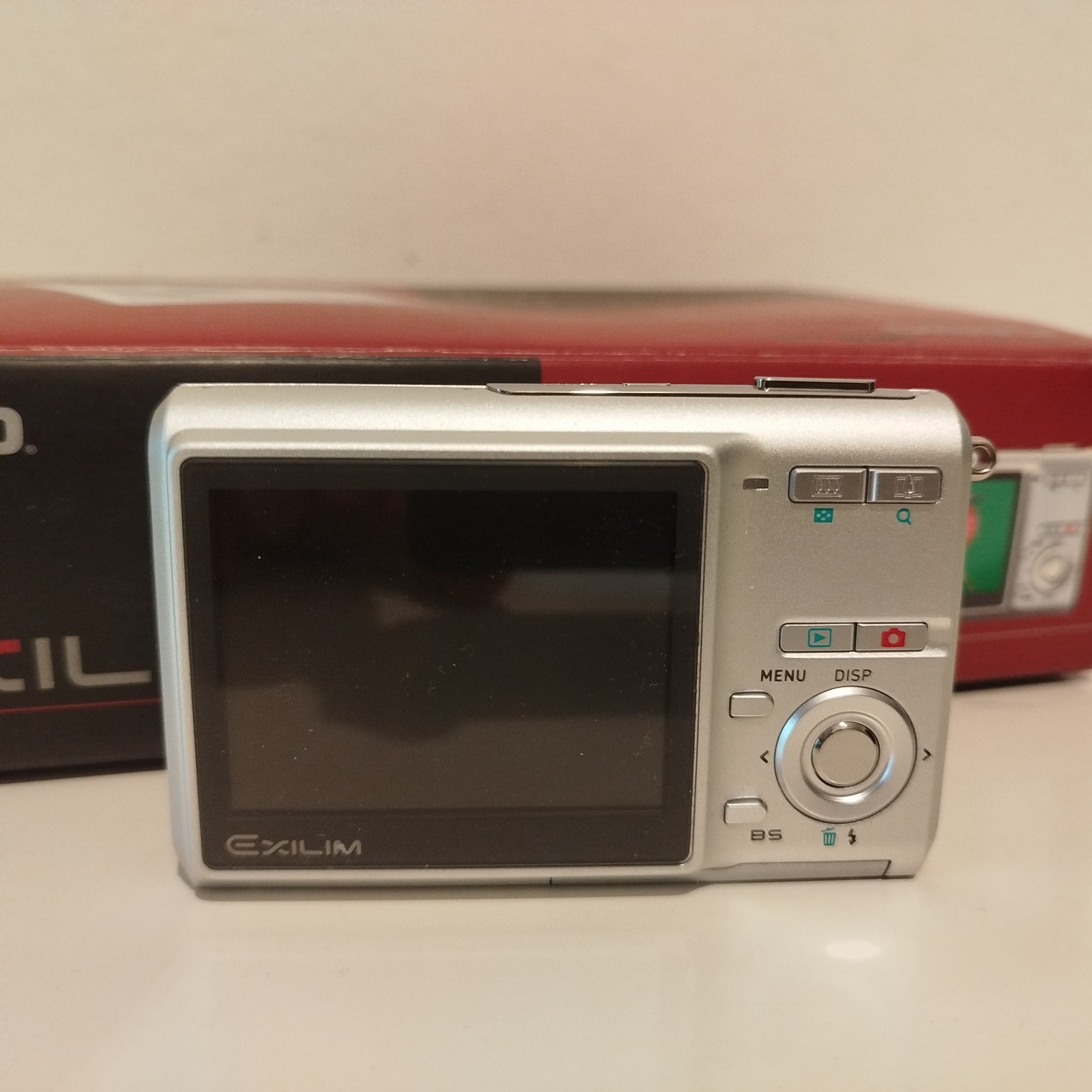 Casio Exilim EX-Z60 Digital Camera Compact Digital Camera 6.0 Pixel Box