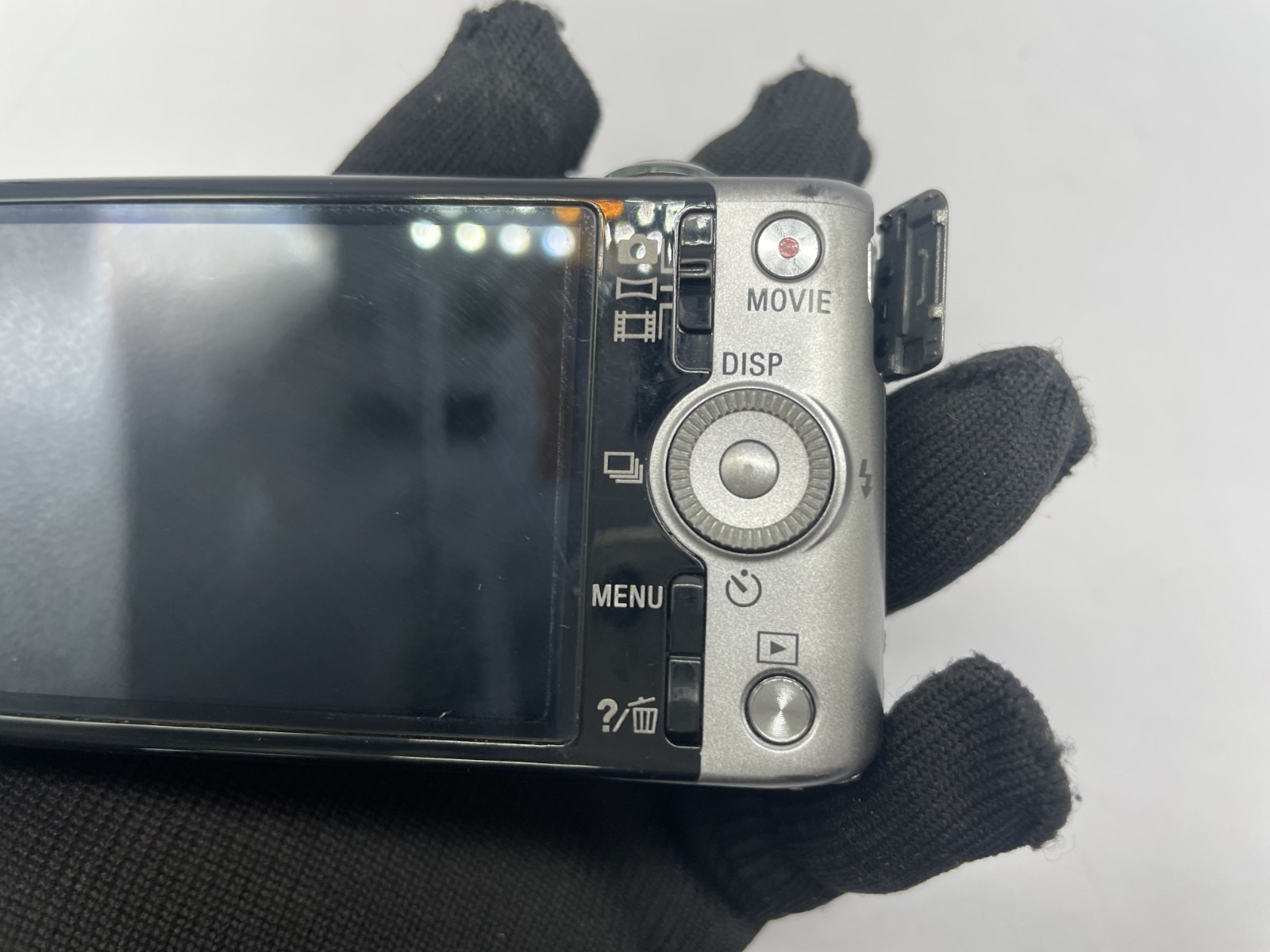English Excellent Sony Cyber-shot DSC-WX200 Gold Digital Compact Camera 0650