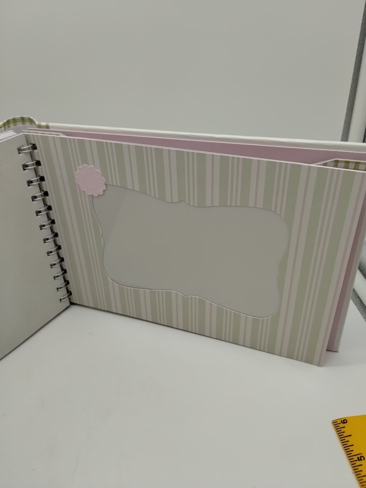 Hallmark Grandma Album Photo Voice Recordable Green Plaid Pink Ribbon
