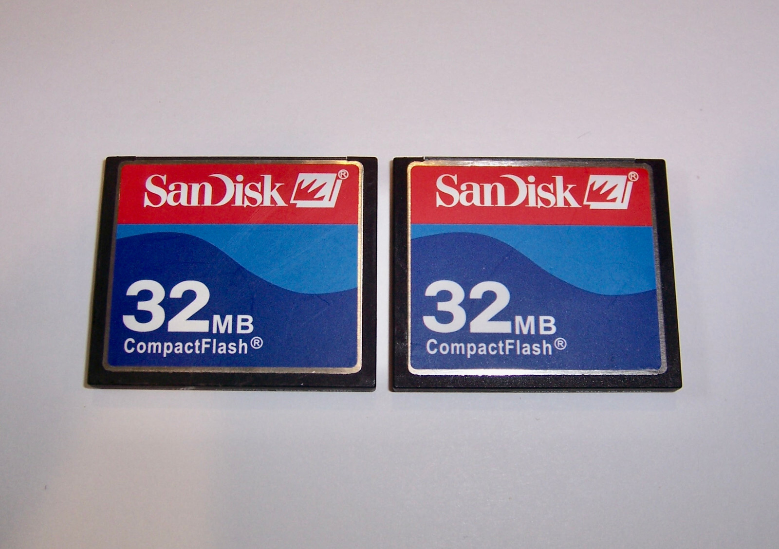 2pcs 32mb Sandisk CompactFlash Memory Cards – 32 mb SanDisk Compact Flash