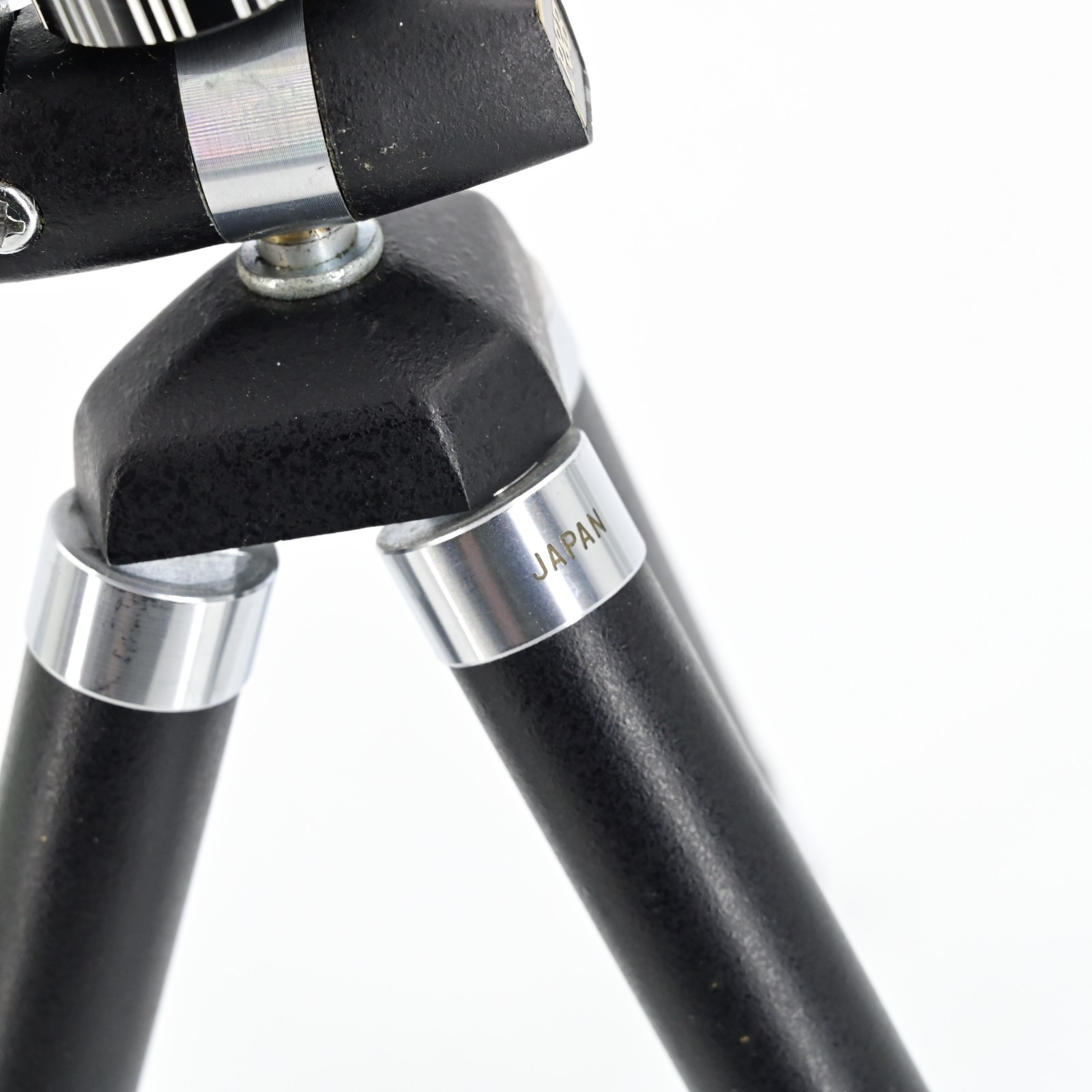 P&B Tripod Model 12 Vintage Compact 12 Section Lightweight Japan w Box