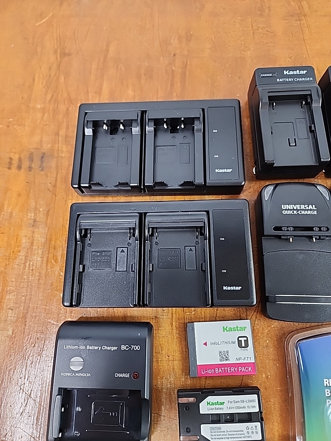 Lot of Battery Chargers & Batteries Kastar for Digital Cameras Samsung Sony Etc