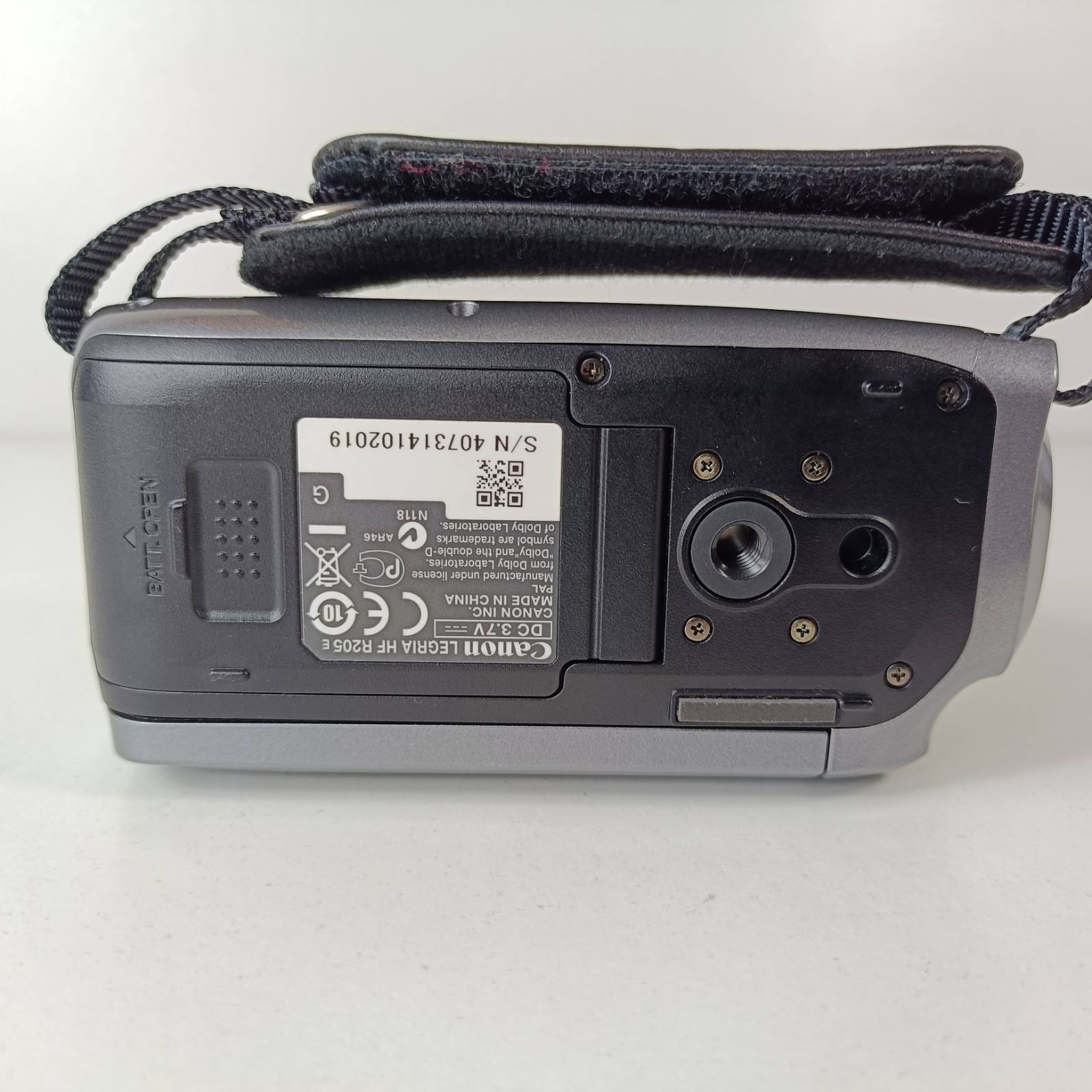 Canon Legria HF R205 Handheld High Definition Camcorder Silver Tested With Card
