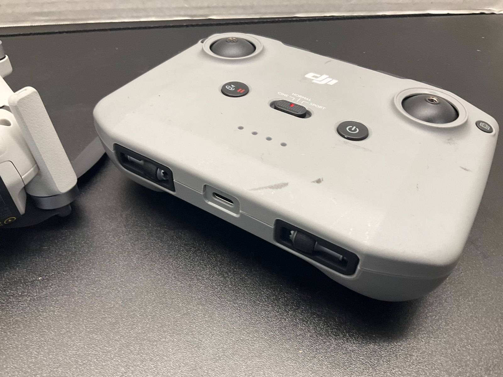 DJI Mini 2 SE 4K Camera Drone MT2SD with remote READ