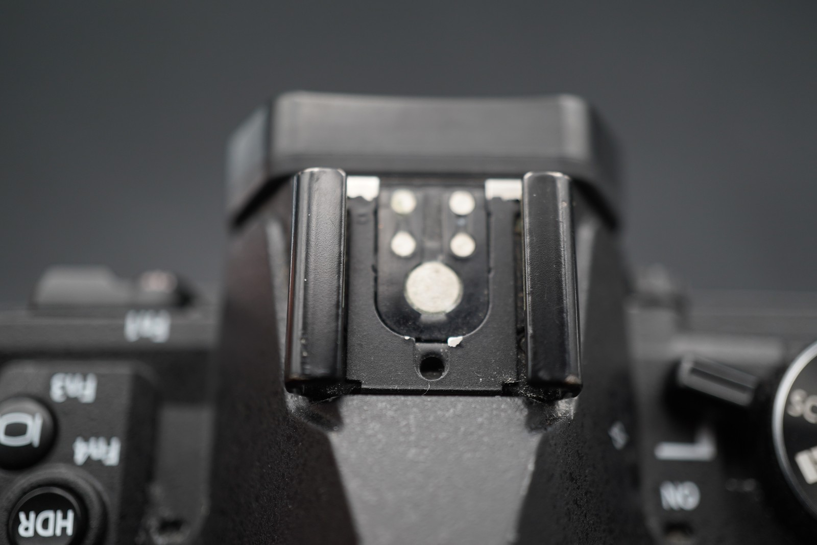 [1 Yr Warranty] Olympus OM-D E-M5 Mark II 16.1MP Digital SLR Camera Black 6410