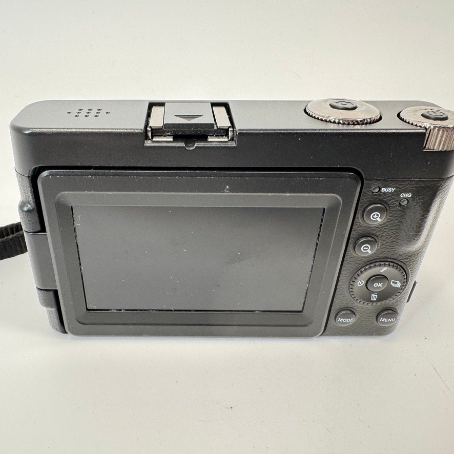 DC101 4K Digital Camera CMOS Zoom Lens & Charger