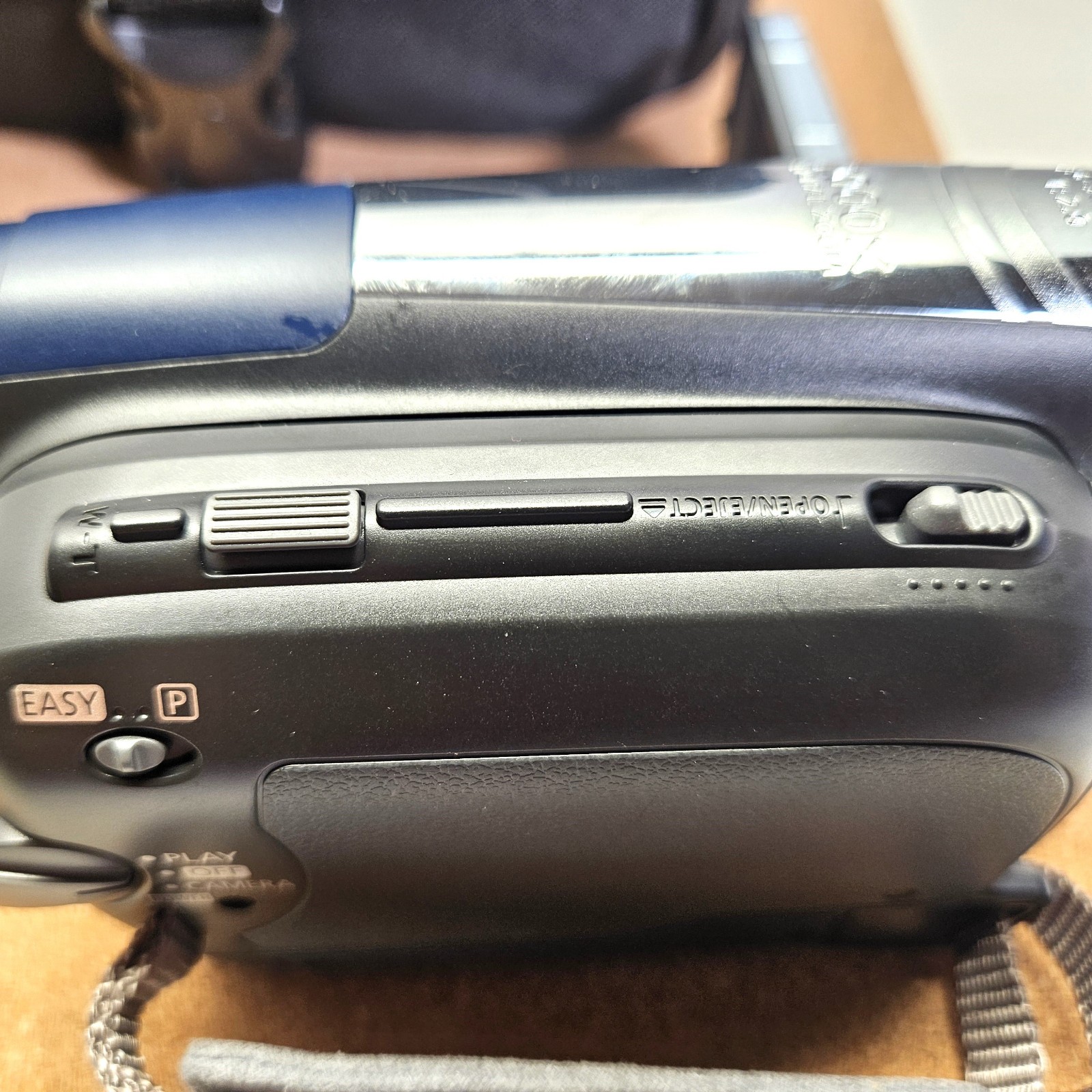 Canon ZR900 ZR900A MiniDv Stereo Camcorder VCR Player Video Transfer Bundle