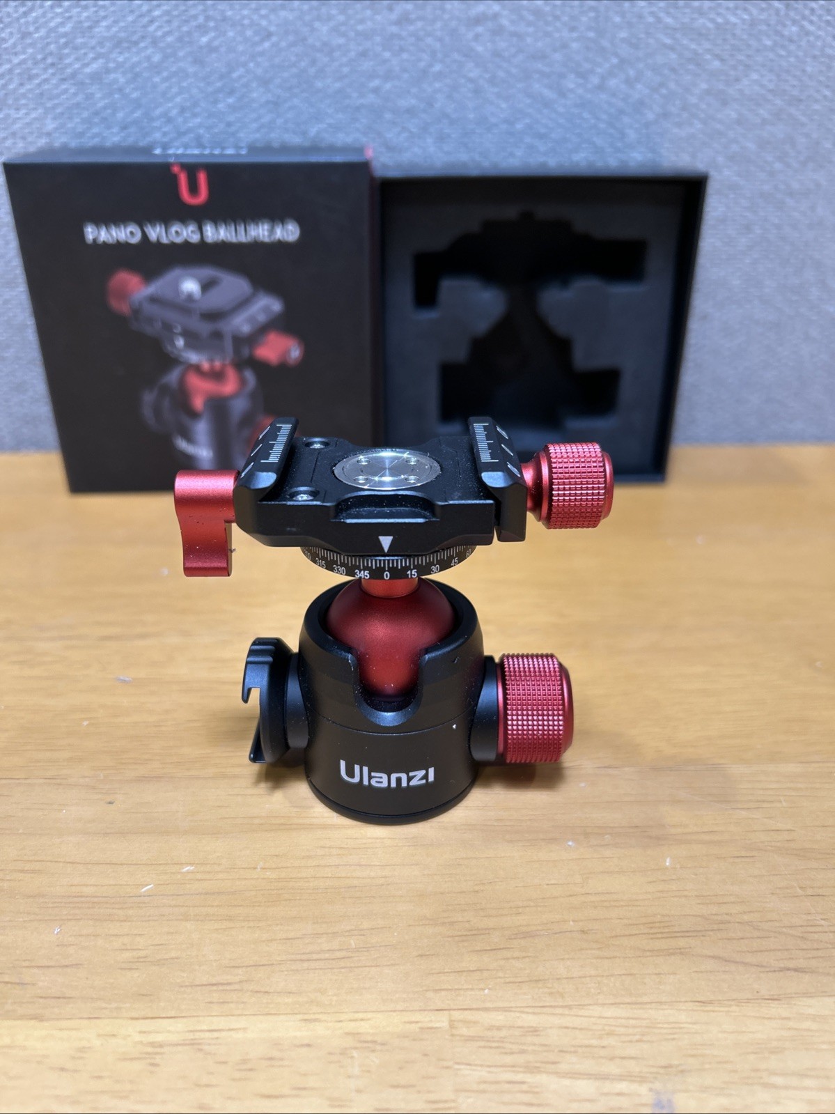 Ulanzi U-70 Pano Vlog Ballhead 360 degree Panoramic Tripod Head in Open Box Used