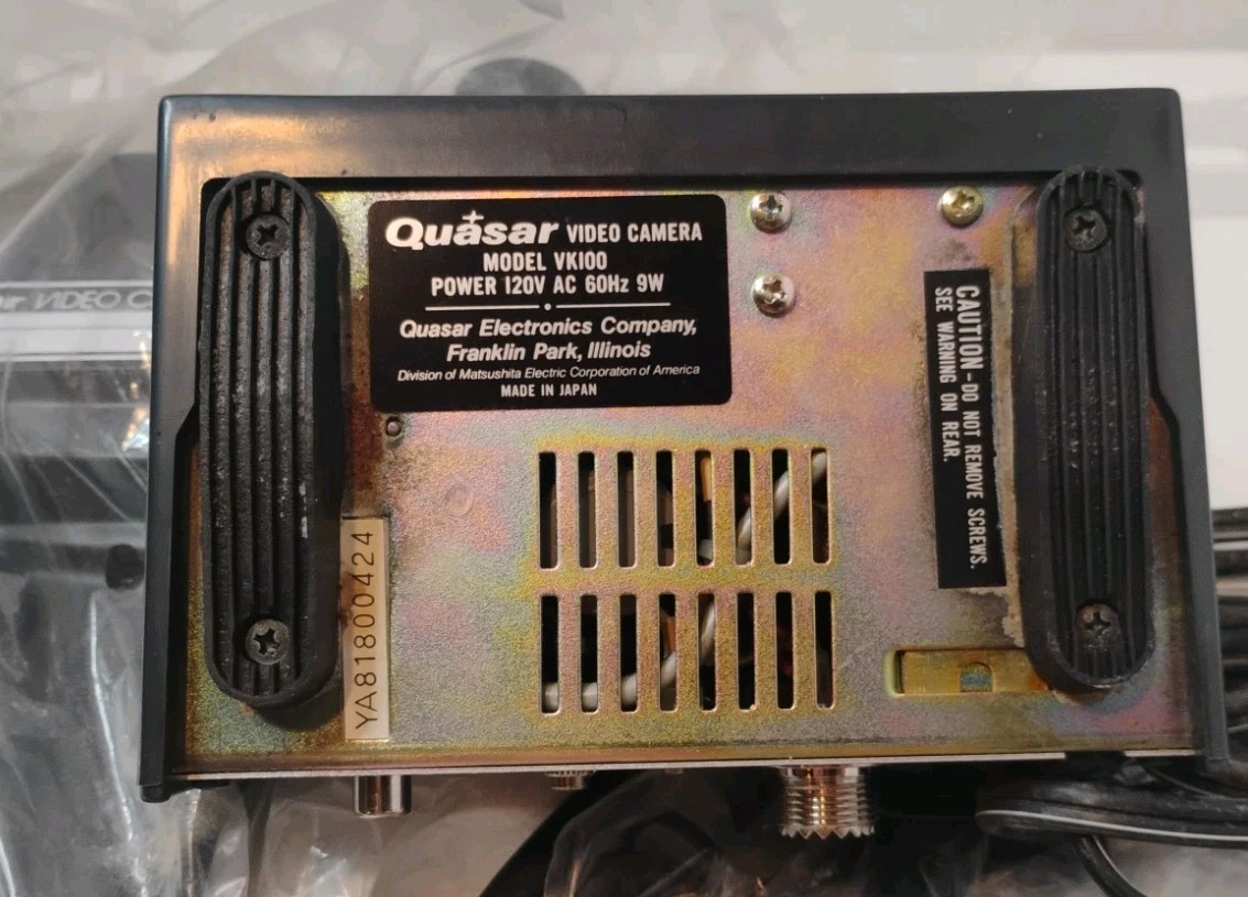Vintage 1976 Quasar VK100 Video Camera W/ Microphone, Original Box, Power Supply