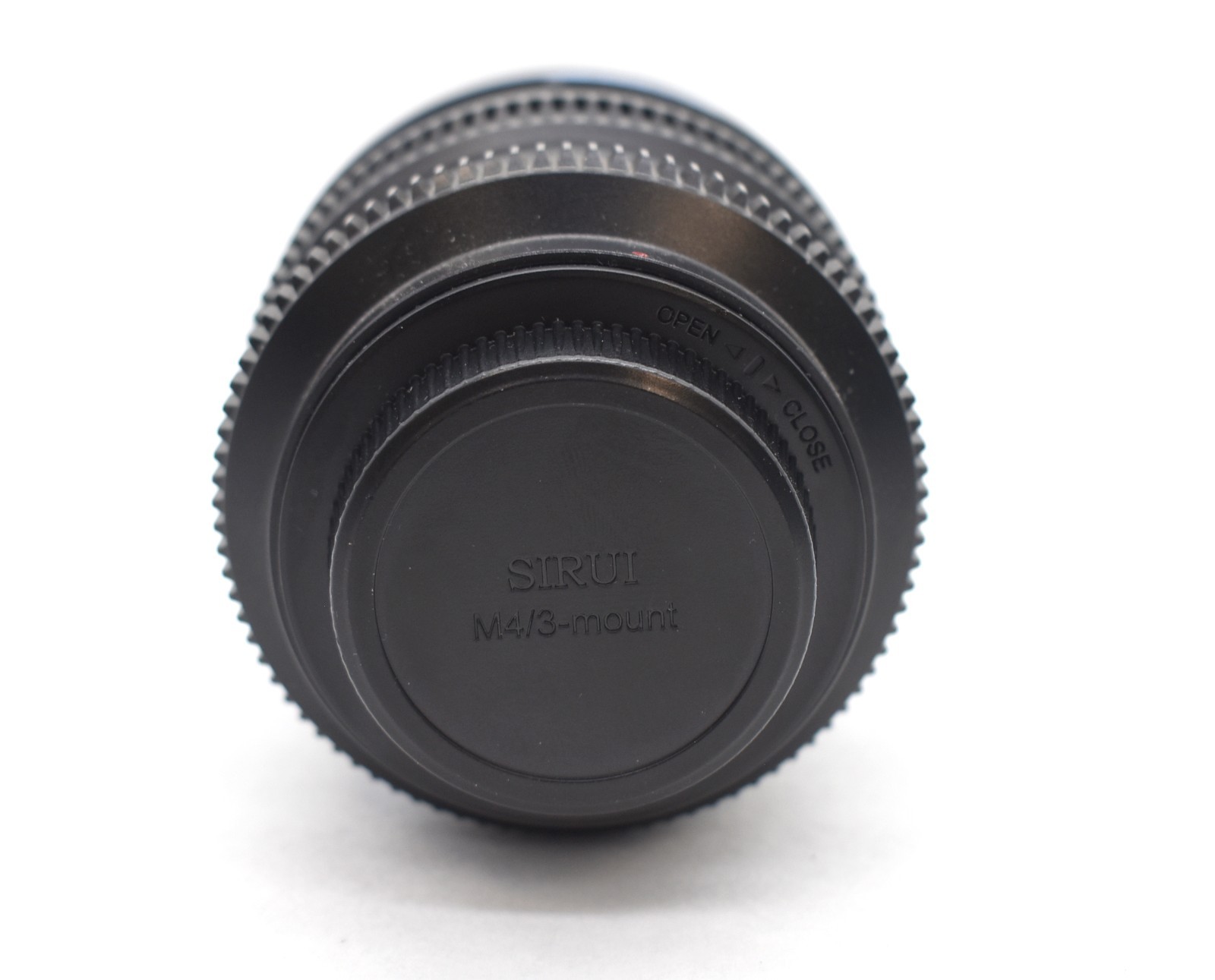 SIRUI Night Walker Series 35mm T1.2 Cine Lens Manual Focus – MFT-Mount