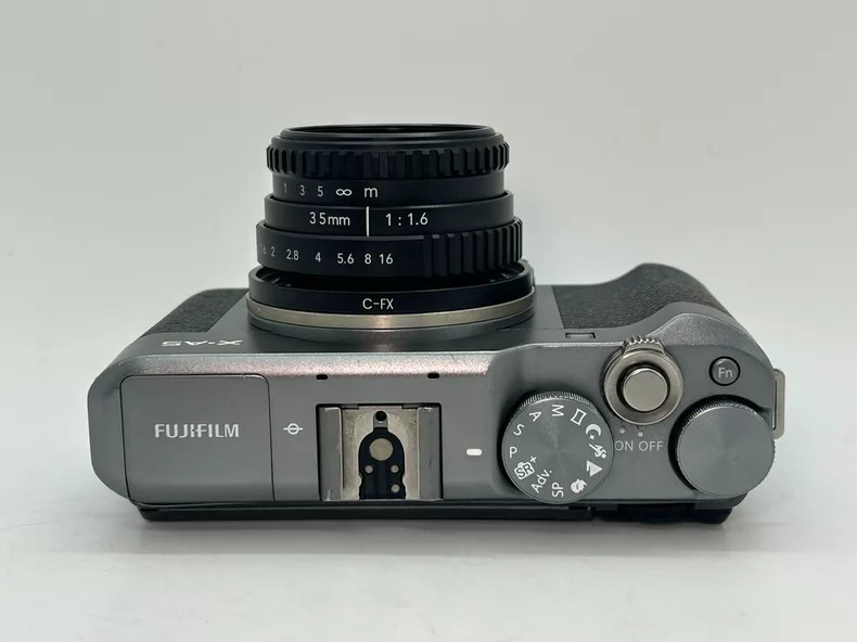 FUJIFILM X-A5 24.2MP Mirrorless Digital Camera W/ Random 35mm f/1.6 manual lens