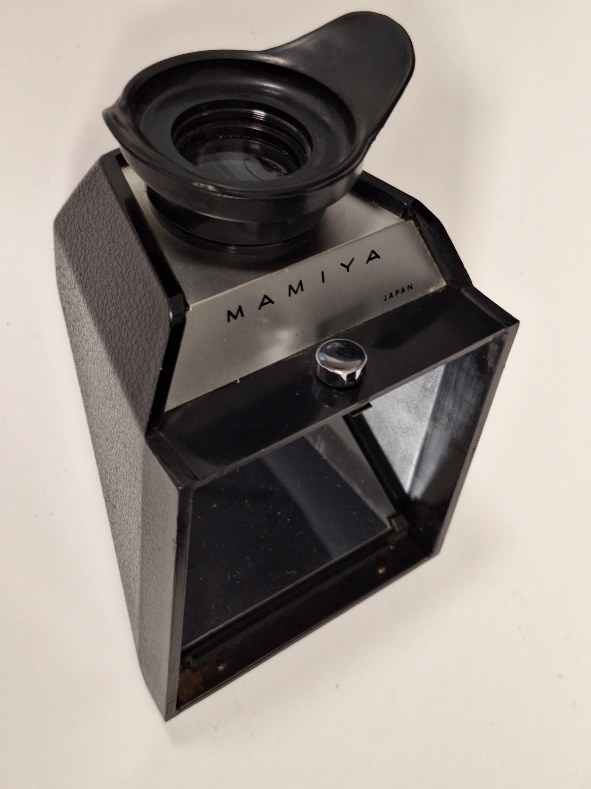 Mamiya Right Angle Focusing Back finder 6×9 for Universal Press Super 23. Japan