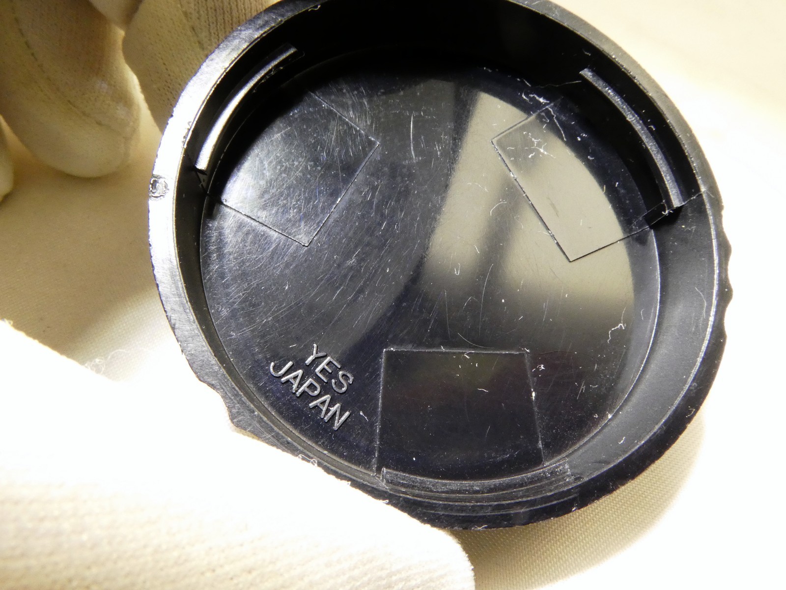 YES Rear Lens Cap for Canon EOS EF lenses
