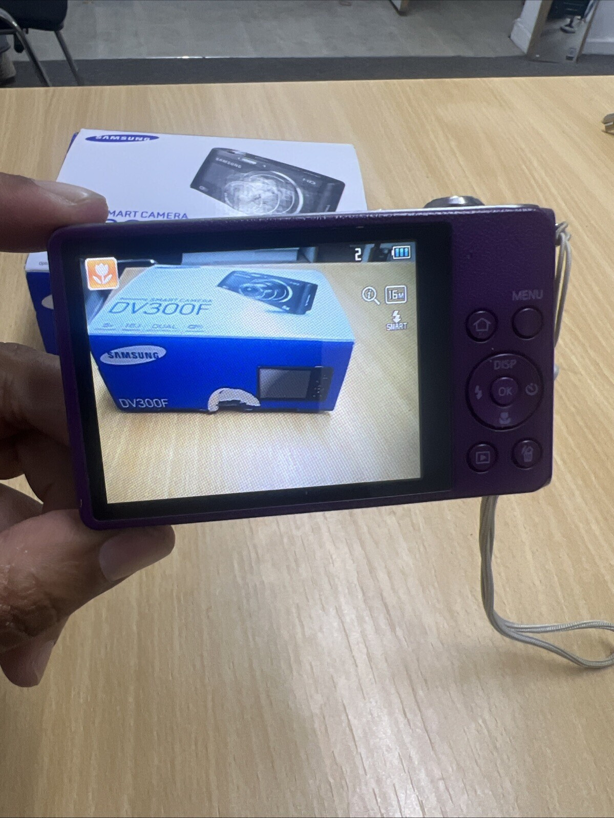 Samsung DV300F 16.1MP Digital Dual Selfie Camera, WiFi BOXED