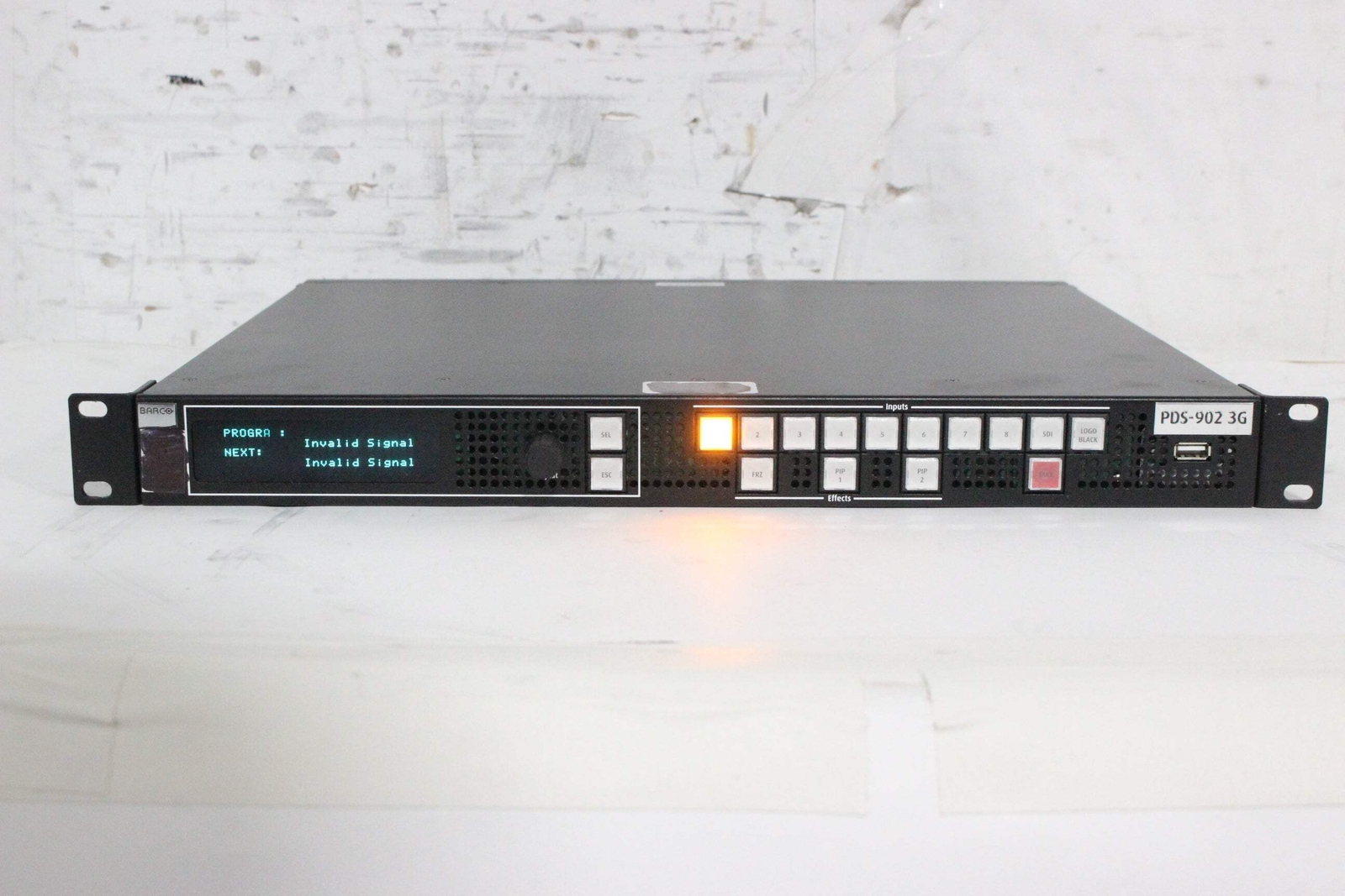 Barco R9004694 PDS-902 3G Digital Switcher (C1633-111)