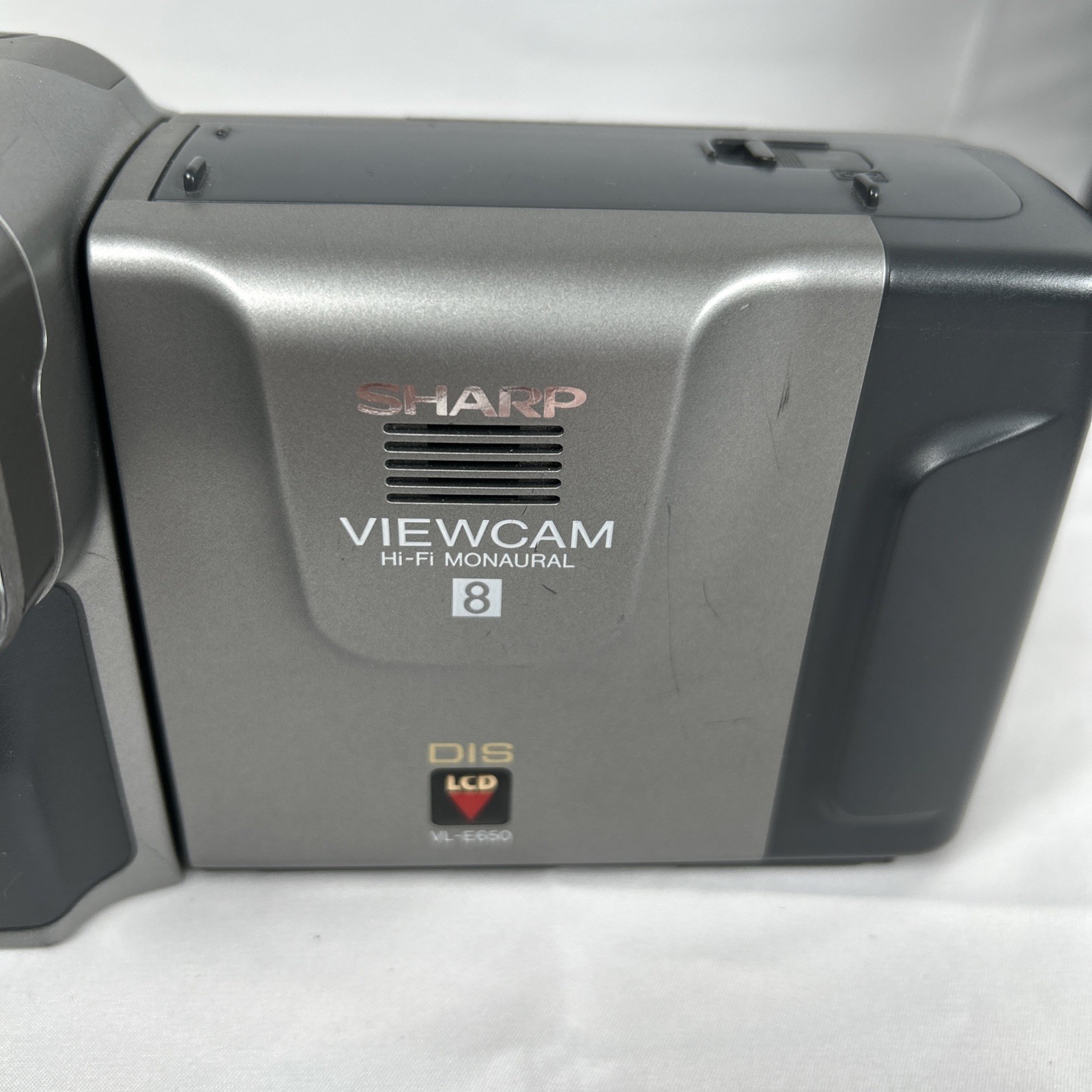 Sharp VL-E650U Viewcam Camcorder With Remote Charger And Carry Bag