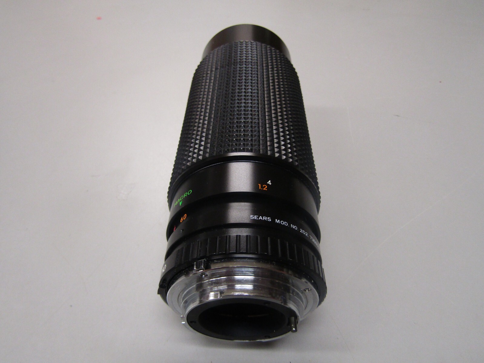 Sears f=60-300mm Lens Model #202 7368500, 1:4.0-5.6, Auto Zoom w/ covers, case