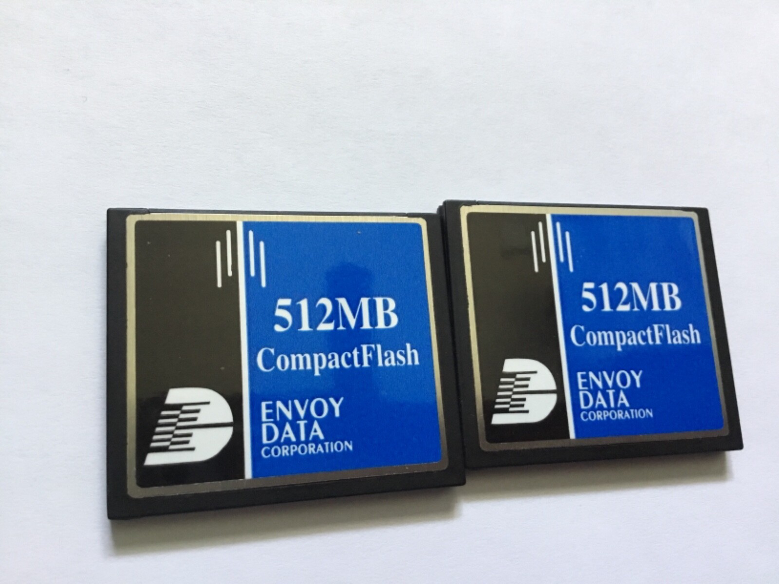 Lot of 2pcs (USED) 512mb ENVOY CFI Compact flash for older CF cameras