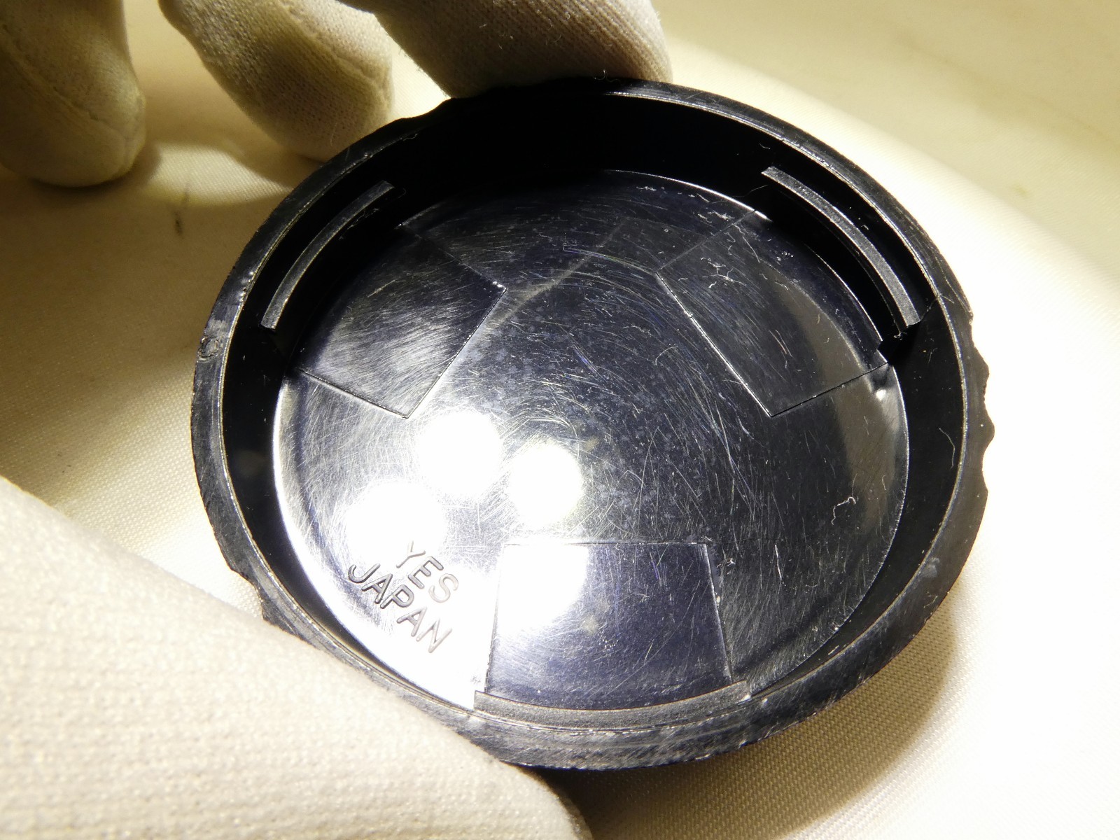 YES Rear Lens Cap for Canon EOS EF lenses