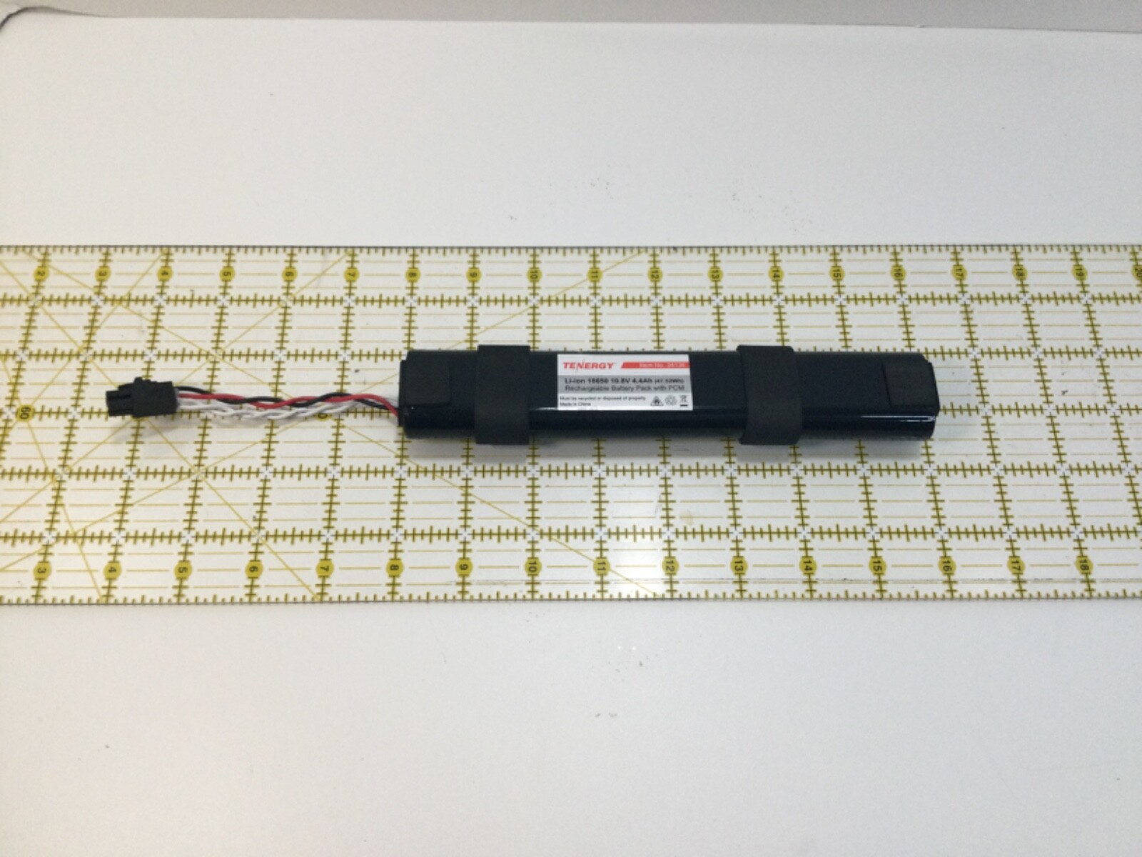 Tenergy Li-ion Rechargeable Battery Pack w/ PCM (charging circuit): 10.8 V 4.4 A