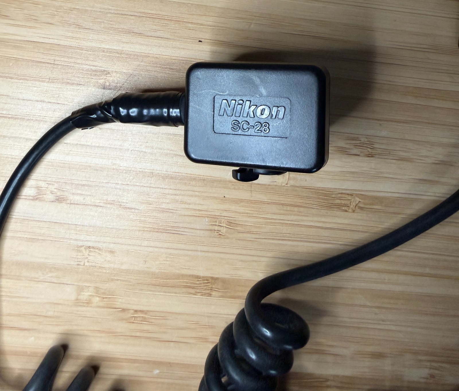 Vintage OEM Nikon Camera SC-28 Coiled Remote Flash Cord BONUS Wein Piece *READ*