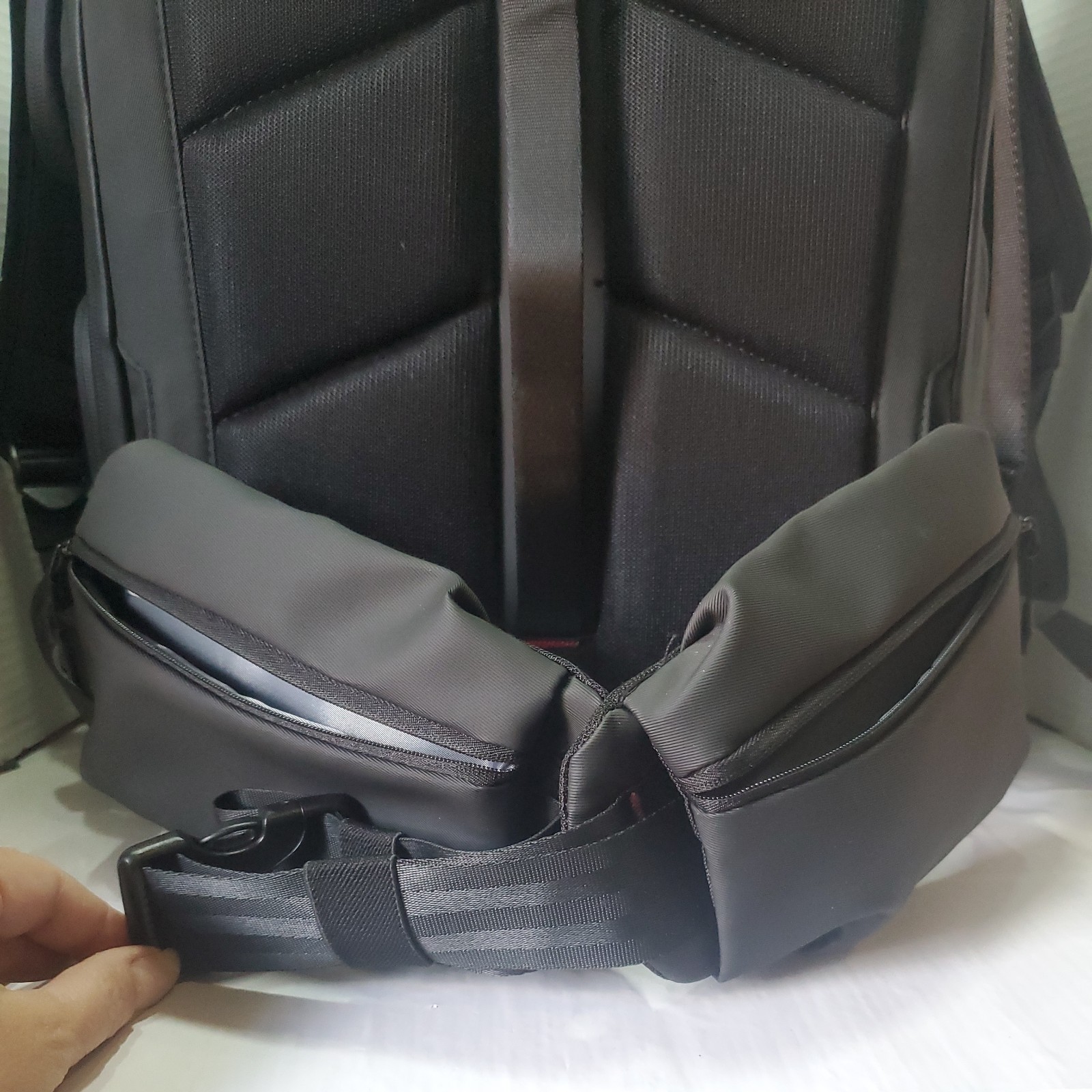 ULANZI BP10 35L Hardshell Camera Backpack Professional Splash-proof Photography