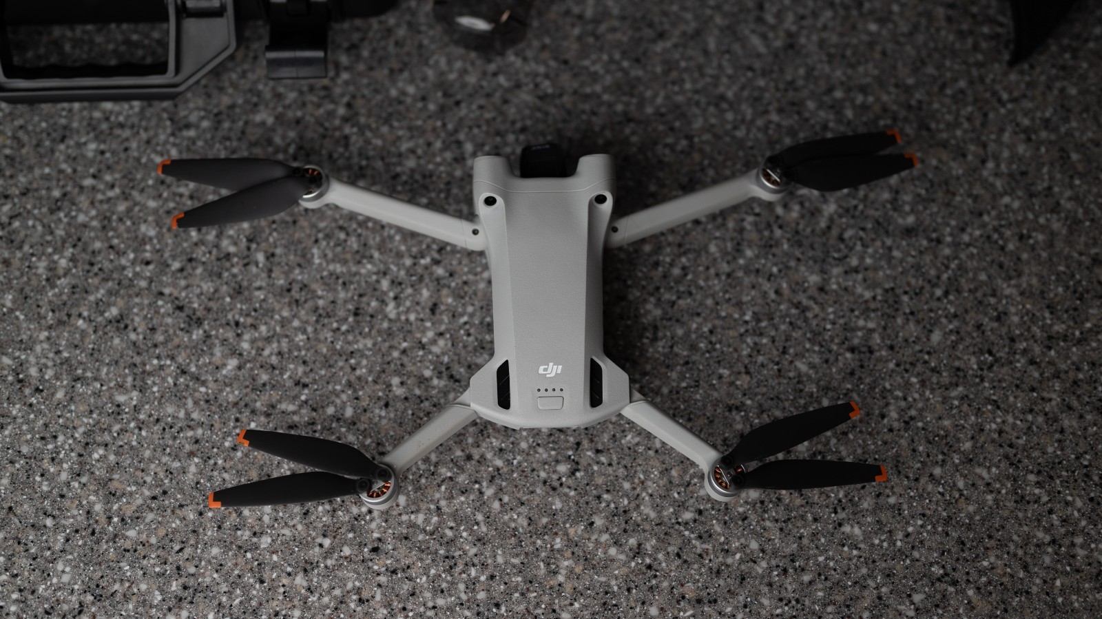 DJI Mini 3 Pro Fly More Combo DJI RC Screen Remote 3 Batteries ND Filters Case