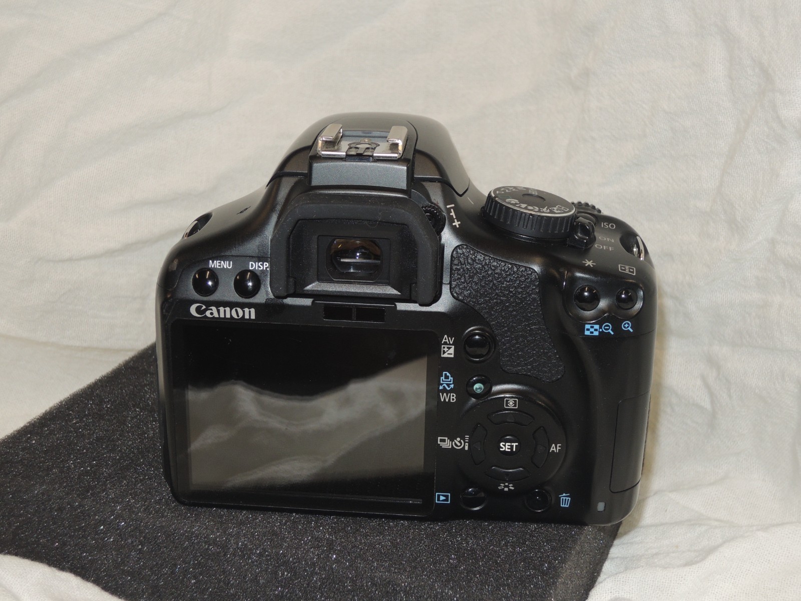 Canon EOS Rebel XSi 450D 12.2MP DSLR Digital Camera – Body Only