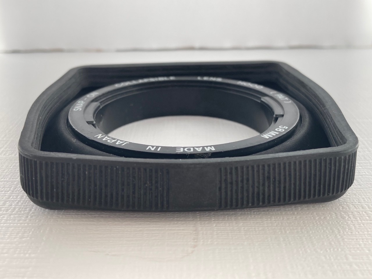 Snap-On 58mm collapsible square camera lens hood – Made in Japan